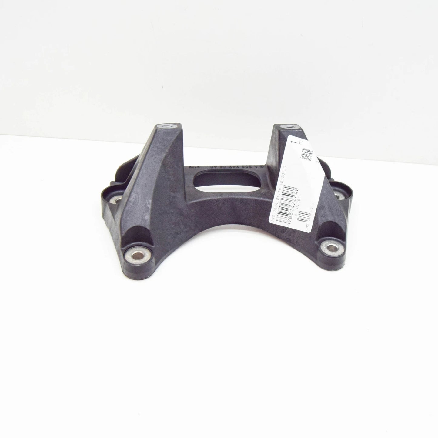 NEW MERCEDES BENZ C W205 ENGINE MOUNT BRACKET A2052420440 ORIGINAL