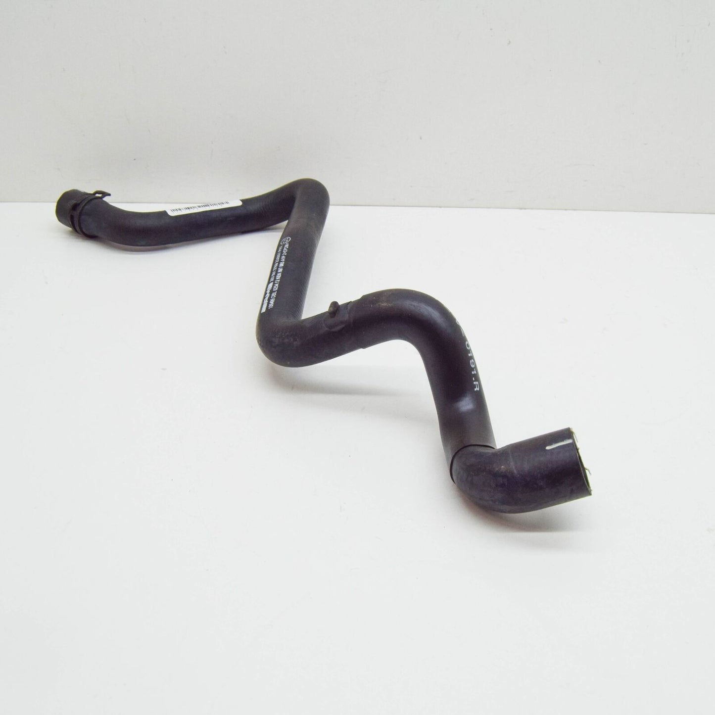 NEW MERCEDES-BENZ C W203 AMG EXPANSION TANK HOSE A2035013782 ORIGINAL