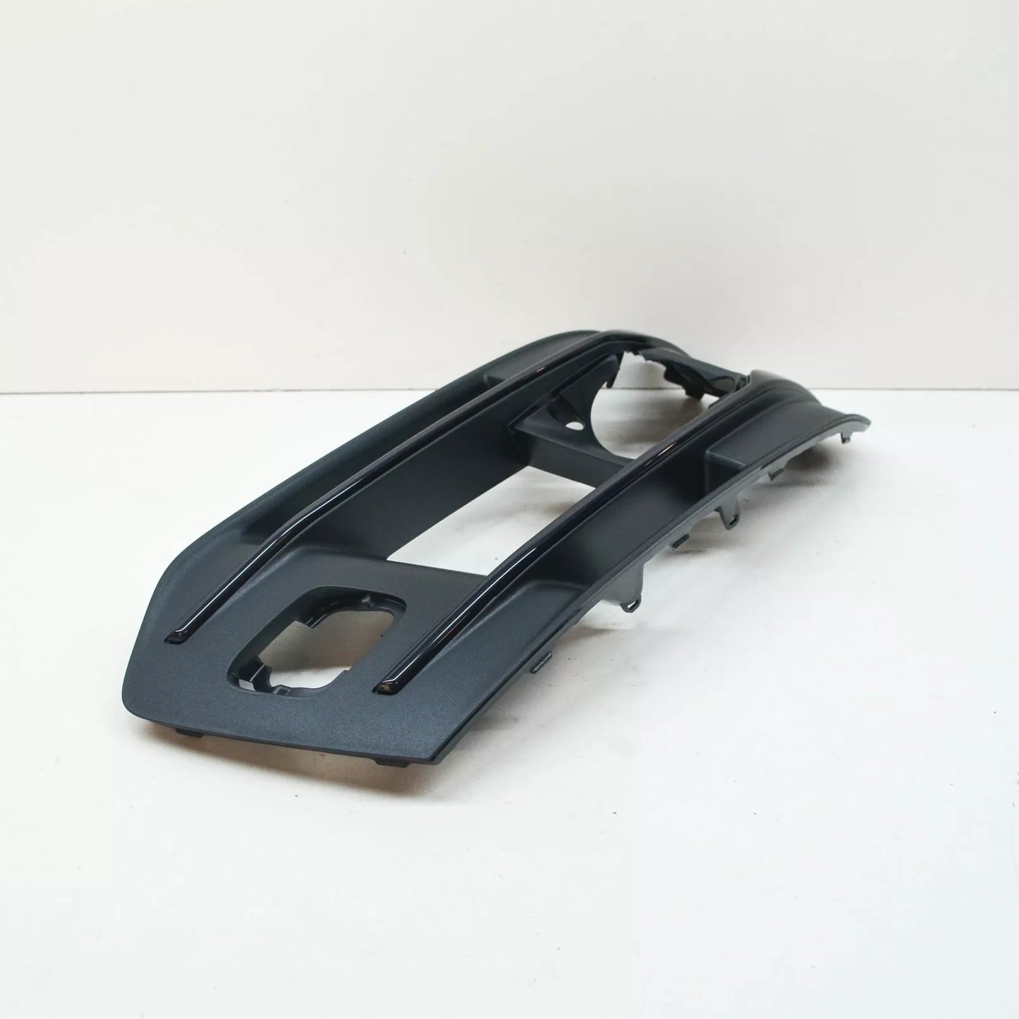 NEW AUDI Q7 4M FRONT BUMPER RIGHT AIR GRILLE 4M0807682AAEFA