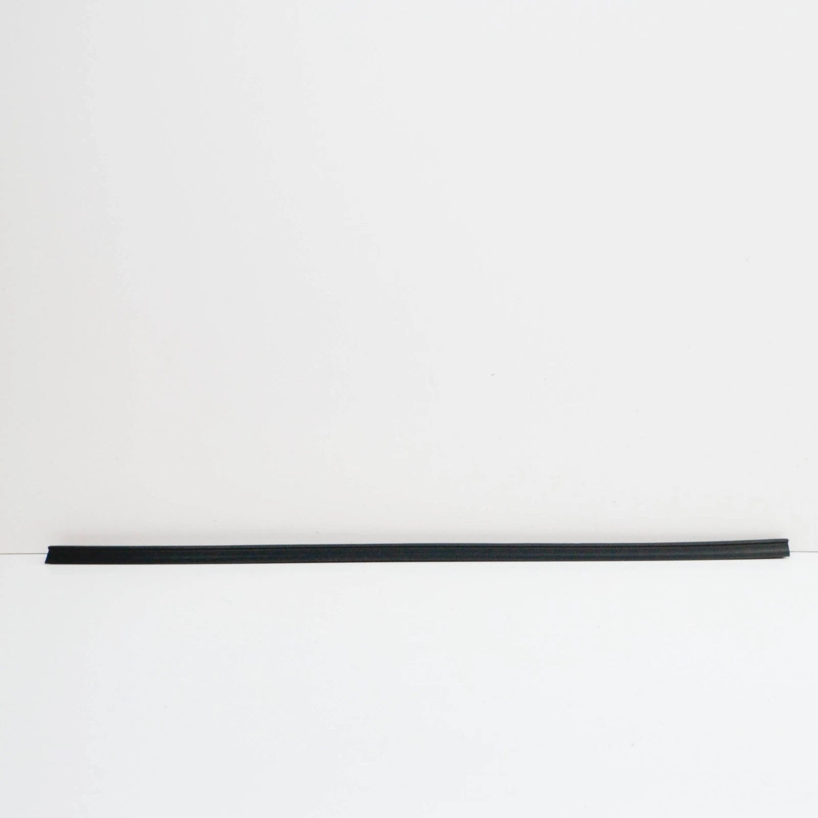 NEW BMW 3 COUPE E36 FRONT RIGHT WINDOW INNER CHANNEL COVER 51218201064 ORIGINAL