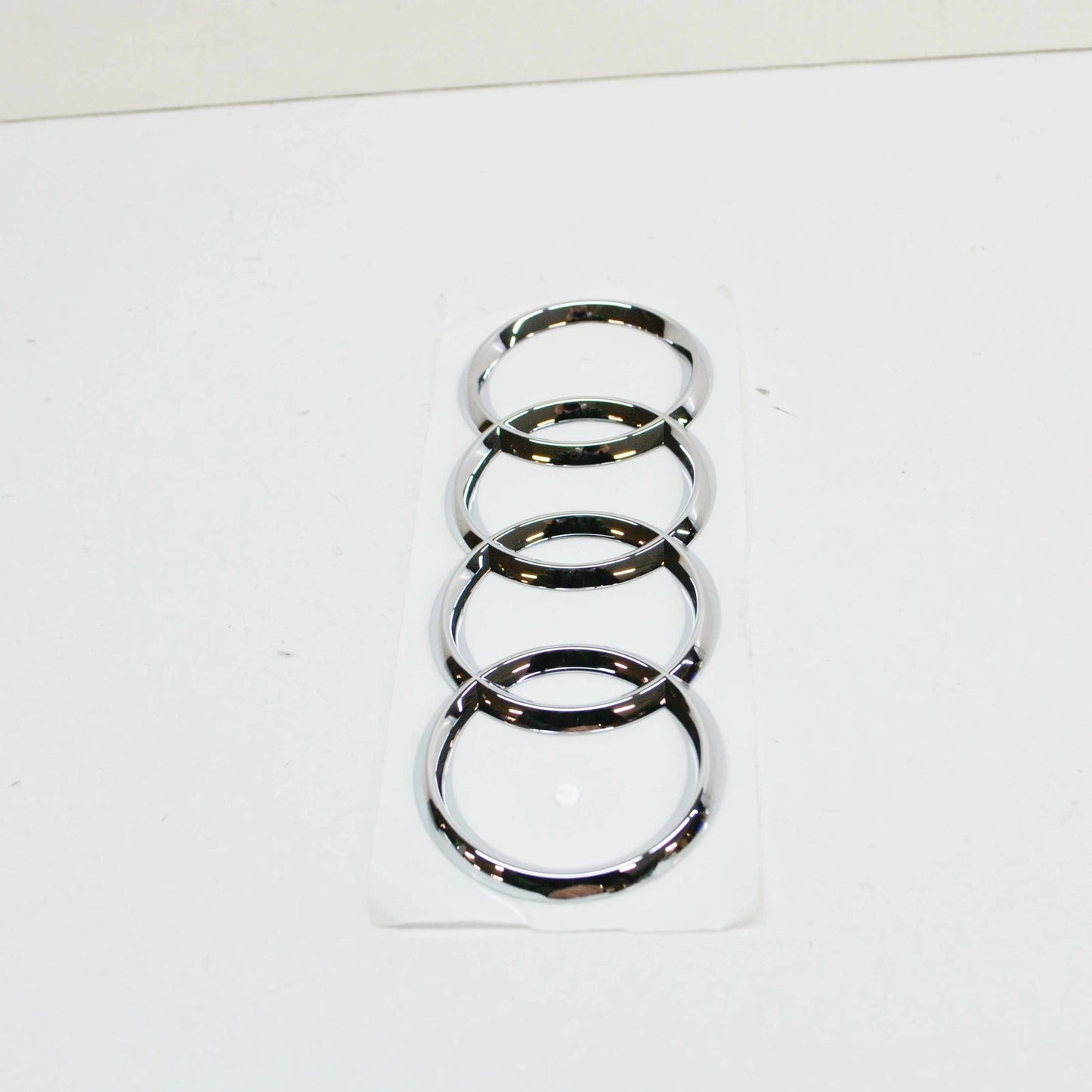 NEW AUDI A4 B8 REAR EMBLEM BADGE 8T0853742B2ZZ ORIGINAL