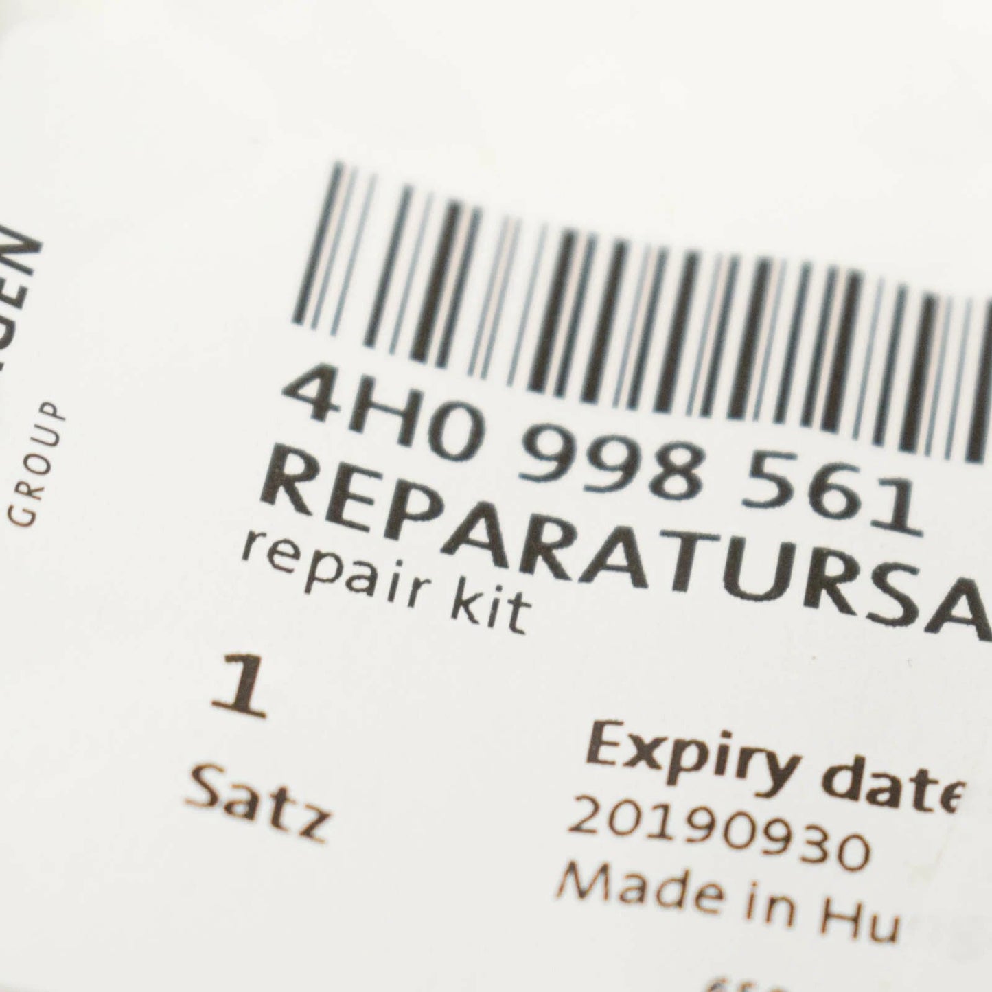 NEW AUDI A8 4H RADAR SENSOR MOUNTING SET 4H0998561