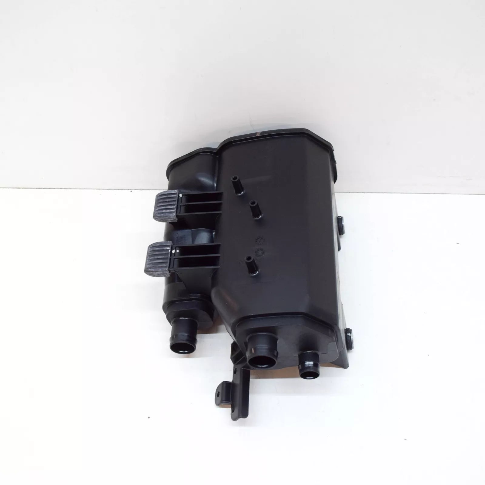 NEW BMW 5 E60 VAPOR CANISTER ACTIVATED CHARCOAL FILTER 16137162350 ORIGINAL