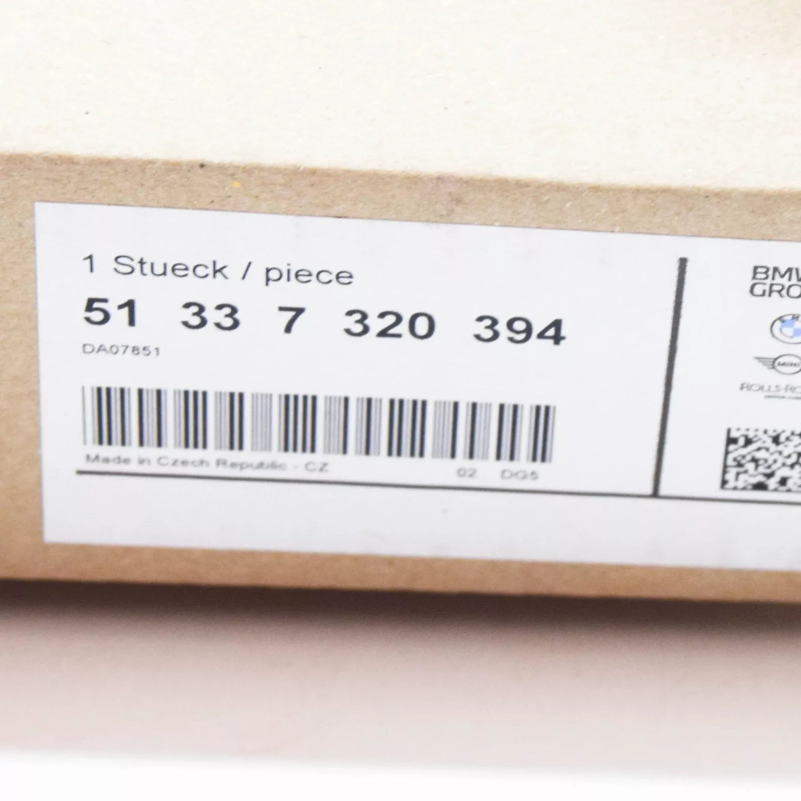 NEW BMW 1 F20 FRONT DOOR EDGE PROTECTION 51337320394 7320394 ORIGINAL