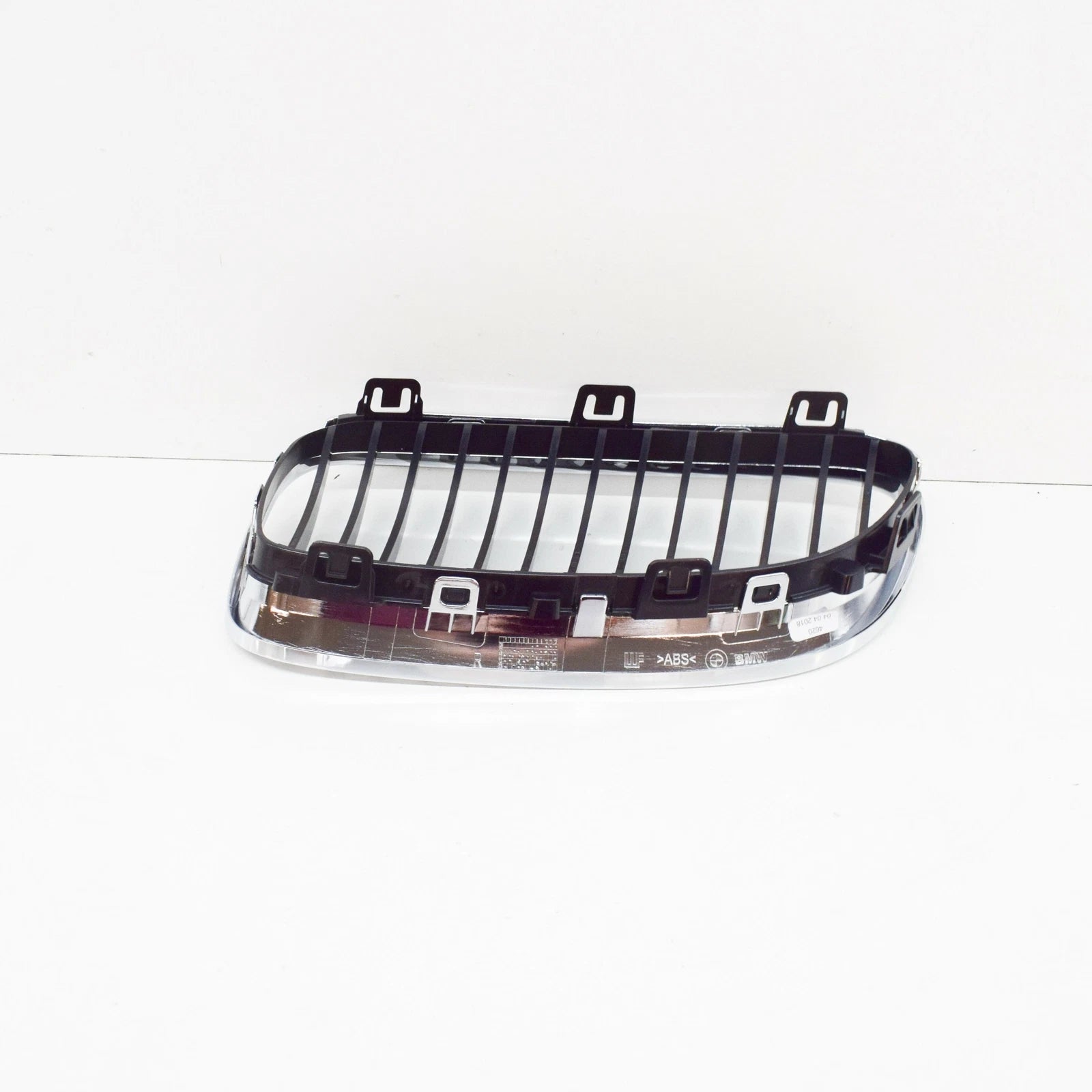NEW BMW 3 COUPE E92 FRONT RADIATOR RIGHT BLACK CHROME GRILLE 51137254972