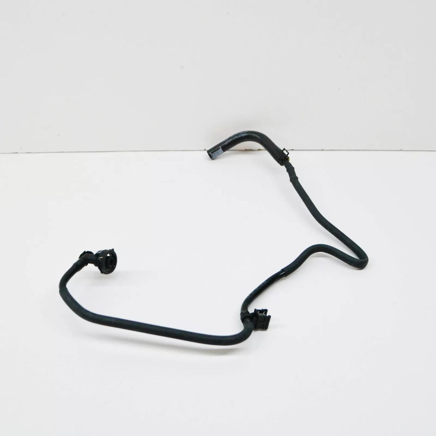 NEW AUDI A5 SPORTBACK 8T ENGINE EXPANSION TANK VENT HOSE 8K0121086AA