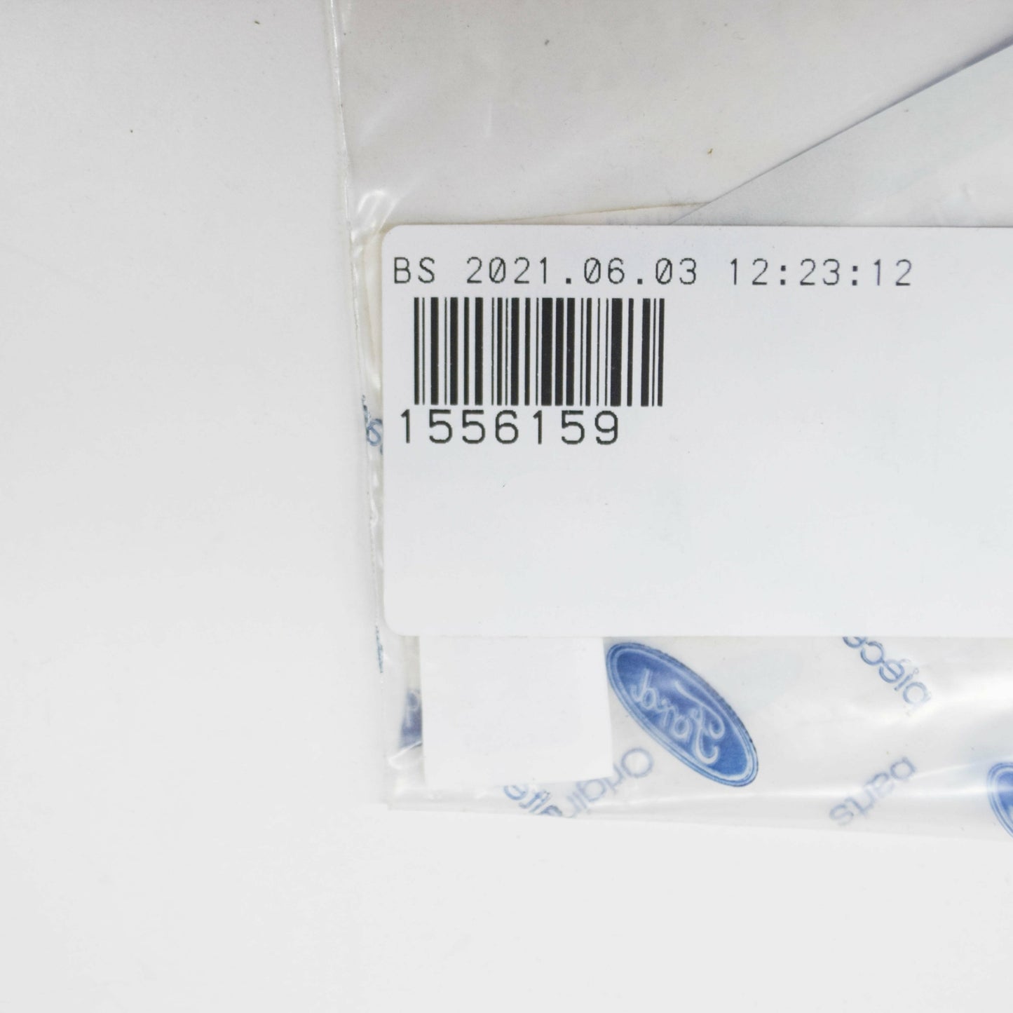 new ford focus mk2 wheel cover emblem 1556159 9m5j-1224-aa original