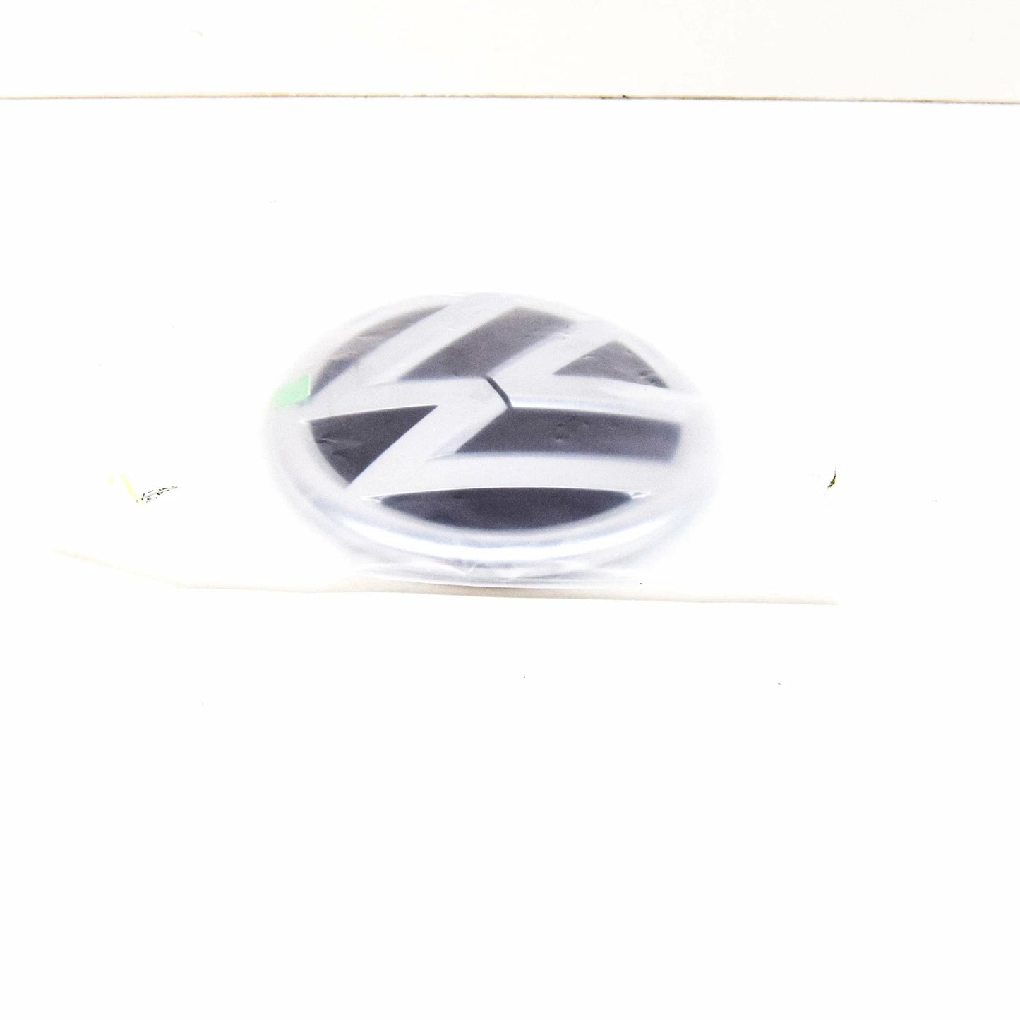 NEW VOLKSWAGEN TOUAREG 7P REAR TRUNK BOOT LID EMBLEM BADGE 7P6853630AULM