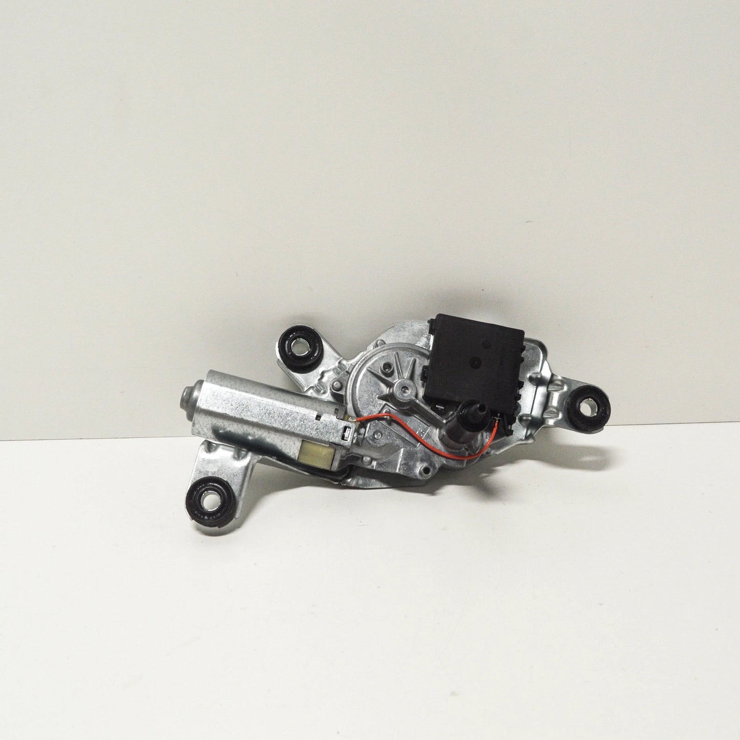 NEW BMW 3 E46 REAR WINDOW WIPER MOTOR 67636925096 6925096 ORIGINAL