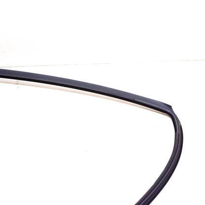 NEW BMW 3 COMPACT E46 EXTERIOR WINDSHIELD MOULDING TRIM 51318252386 ORIGINAL