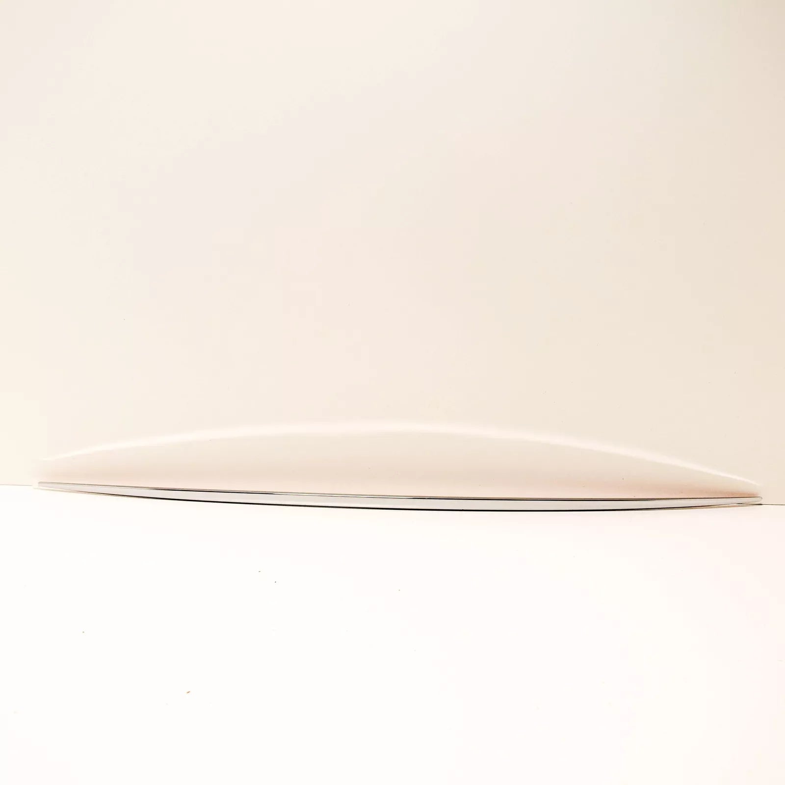 NEW BMW 5 SERIES E39 TRUNK LID CHROME STRIP MOULDING 51137038156 7038156