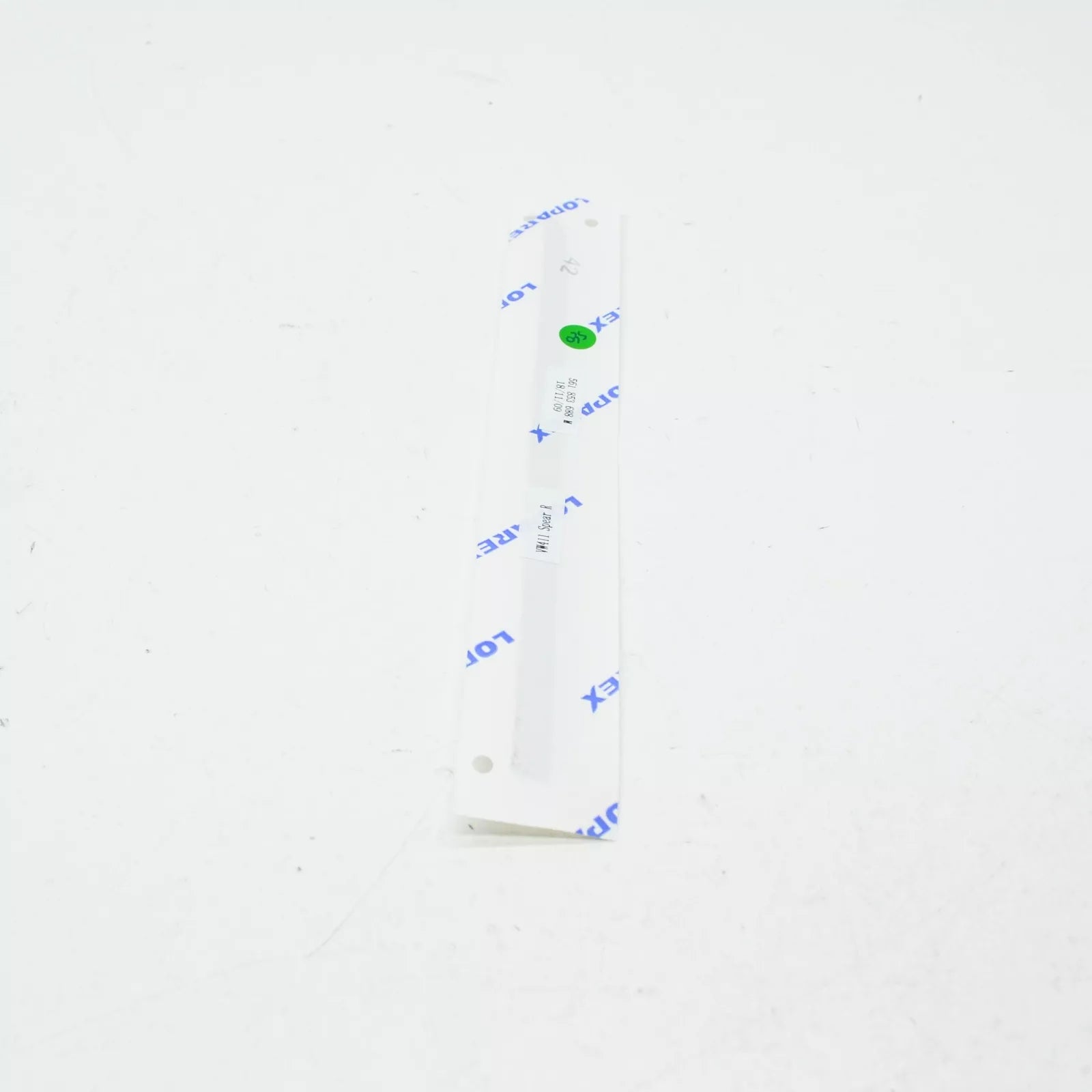 NEW VW PASSAT ALLTRACK B8 R-LINE FRONT RIGHT WING EMBLEM 561853688M2ZZ