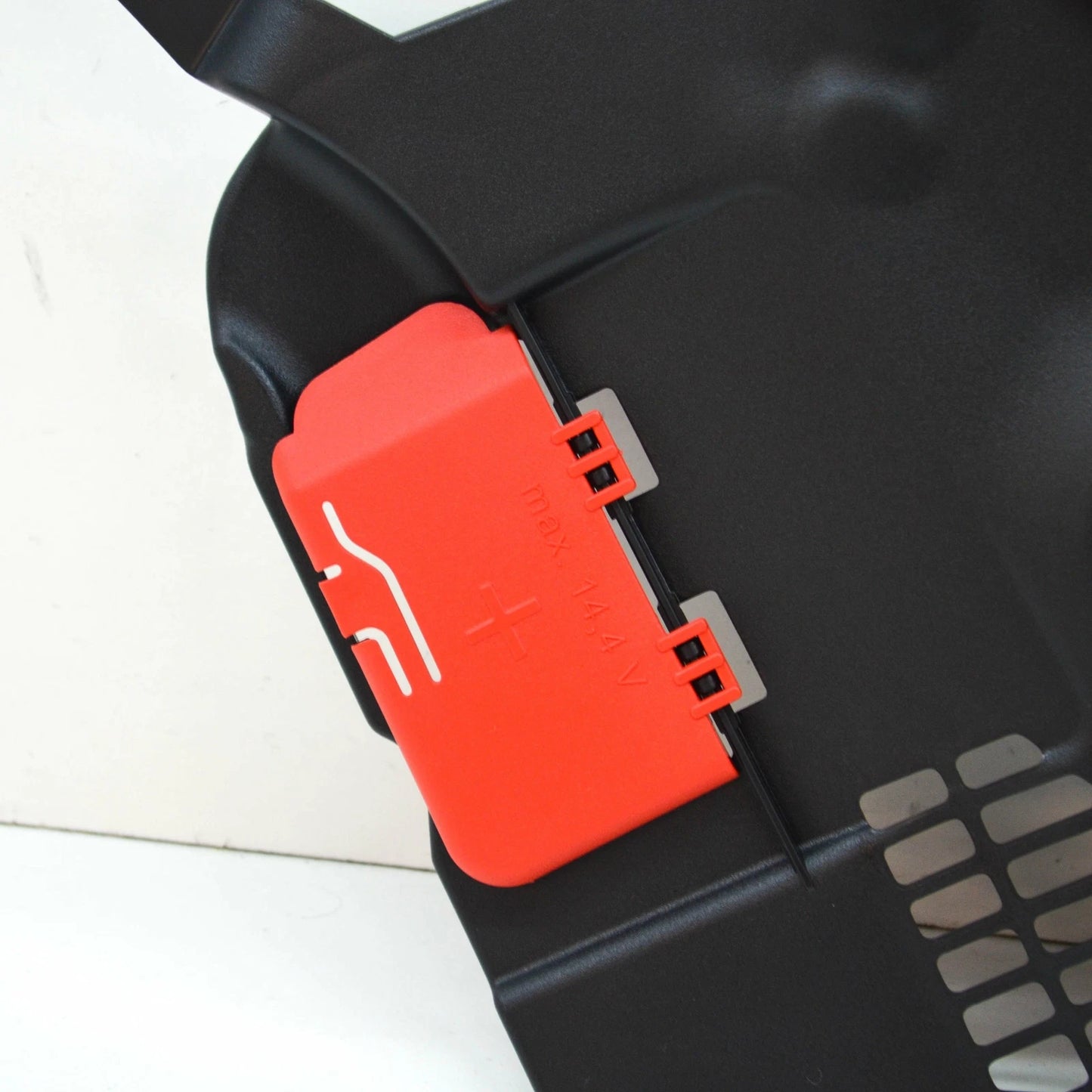 NEW BMW M2 COUPE F87 FRONT UNIT COMPARTMENT COVER TRIM LHD 64318059697 ORIGINAL