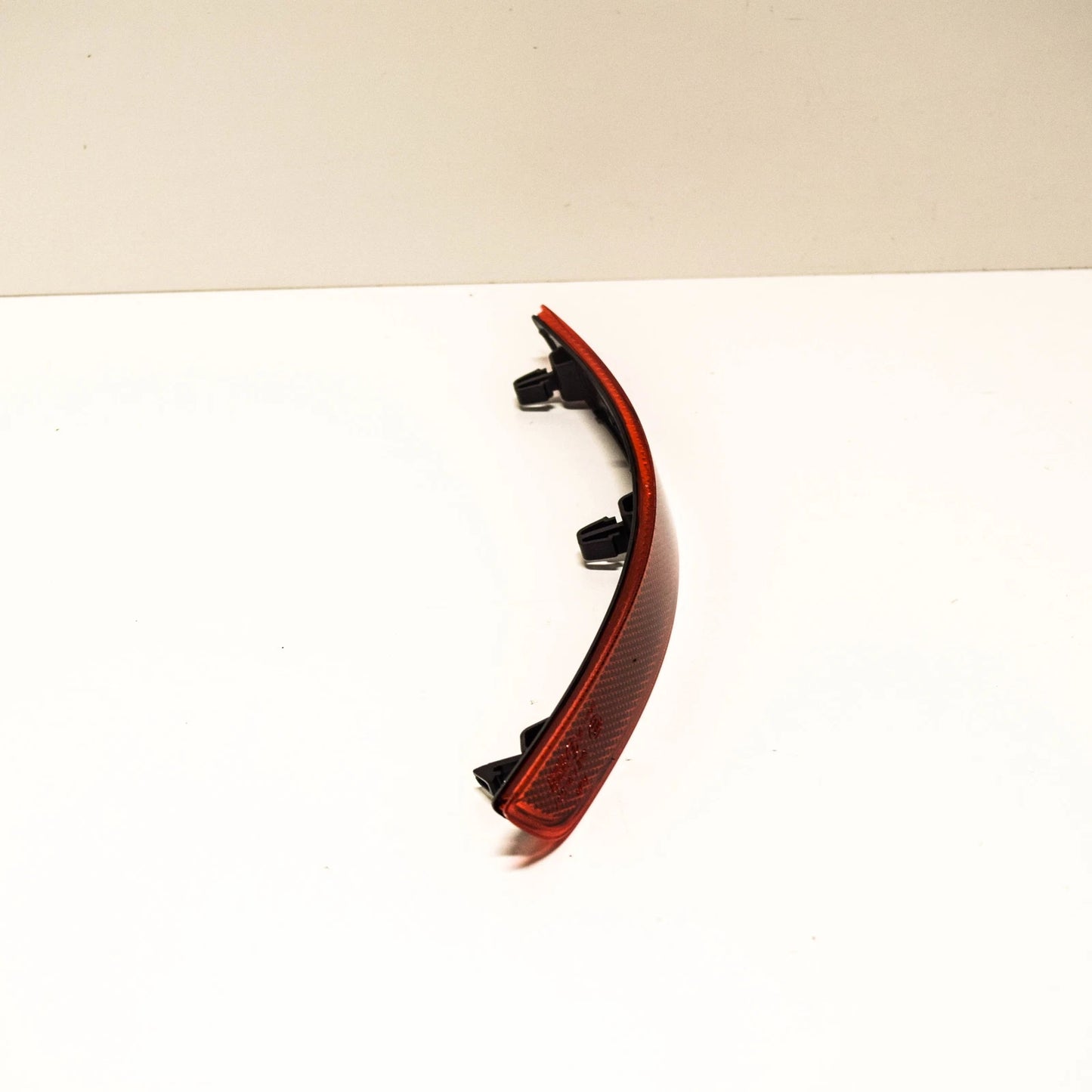 NEW AUDI A3 SPORTBACK 8V REAR RIGHT LIGHT REFLECTOR 8V5945106A ORIGINAL