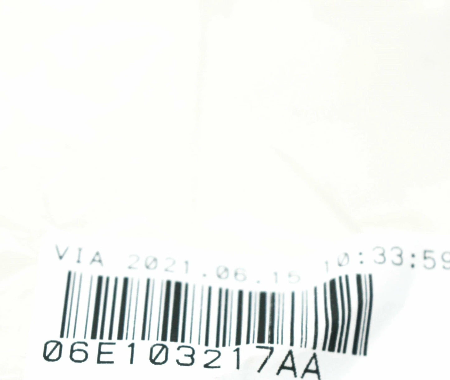 NEW AUDI A4 B8 CYLINDER HEAD BREATHER HOSE 06E103217AA