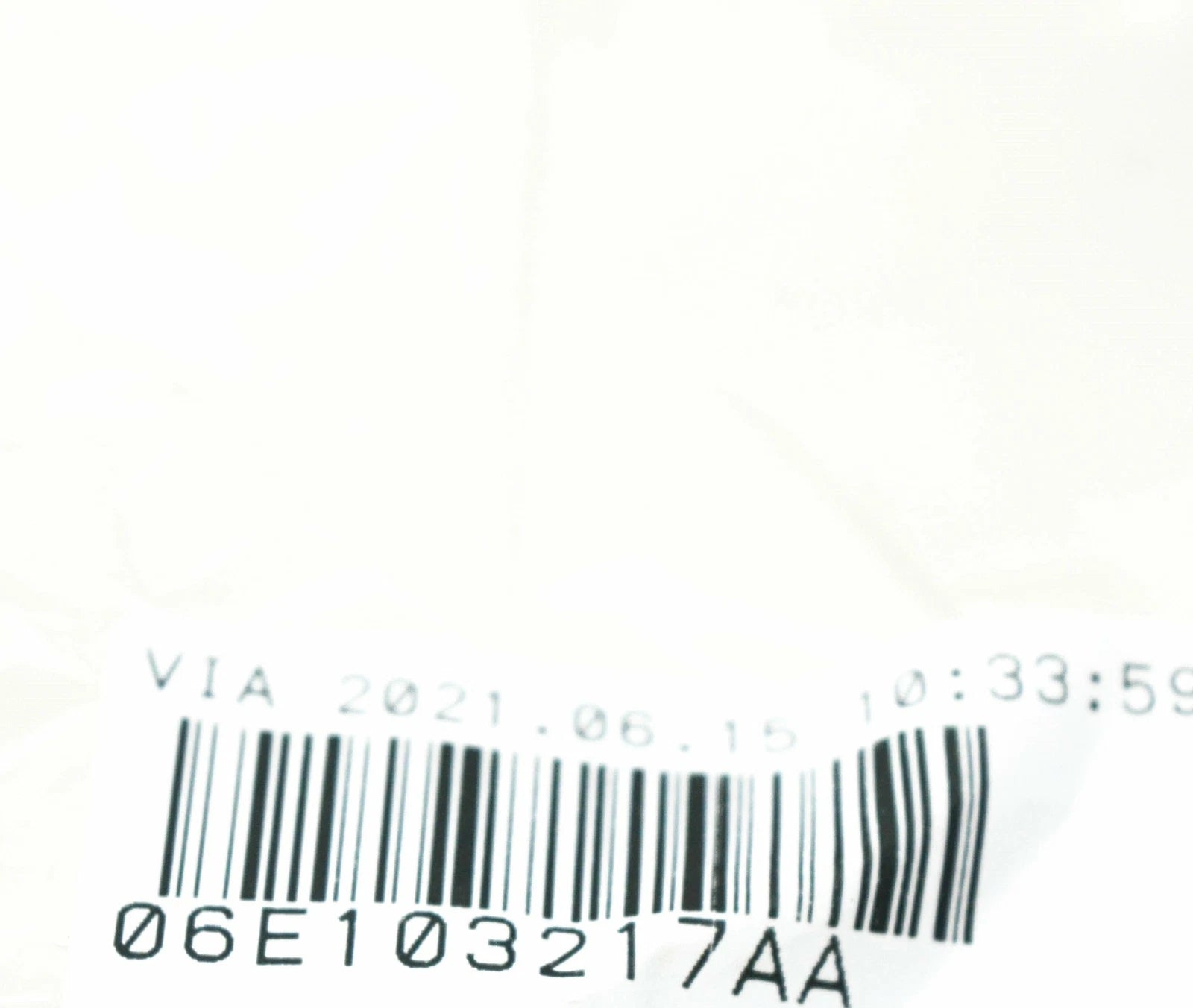 NEW AUDI A4 B8 CYLINDER HEAD BREATHER HOSE 06E103217AA