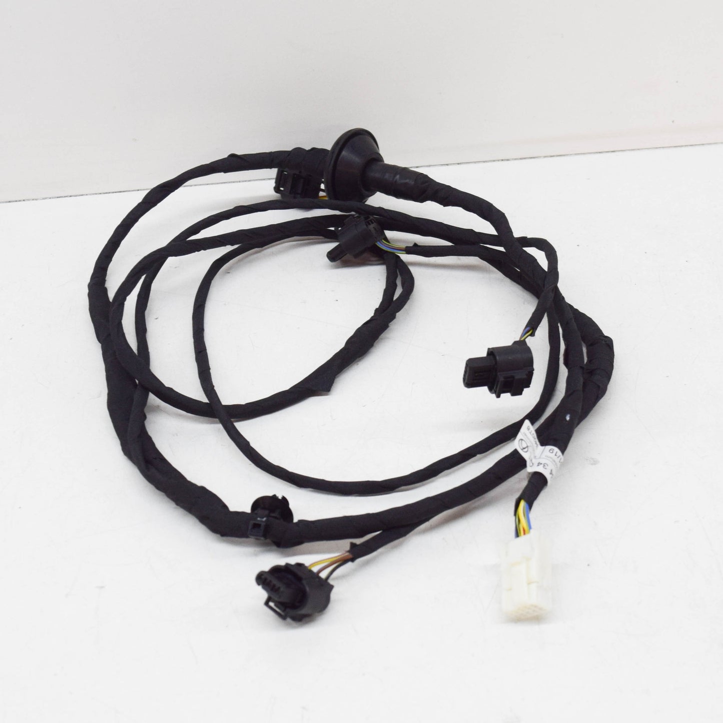 NEW MERCEDES-BENZ C W204 REAR BUMPER PARKTRONIC WIRING A2075403434 ORIGINAL