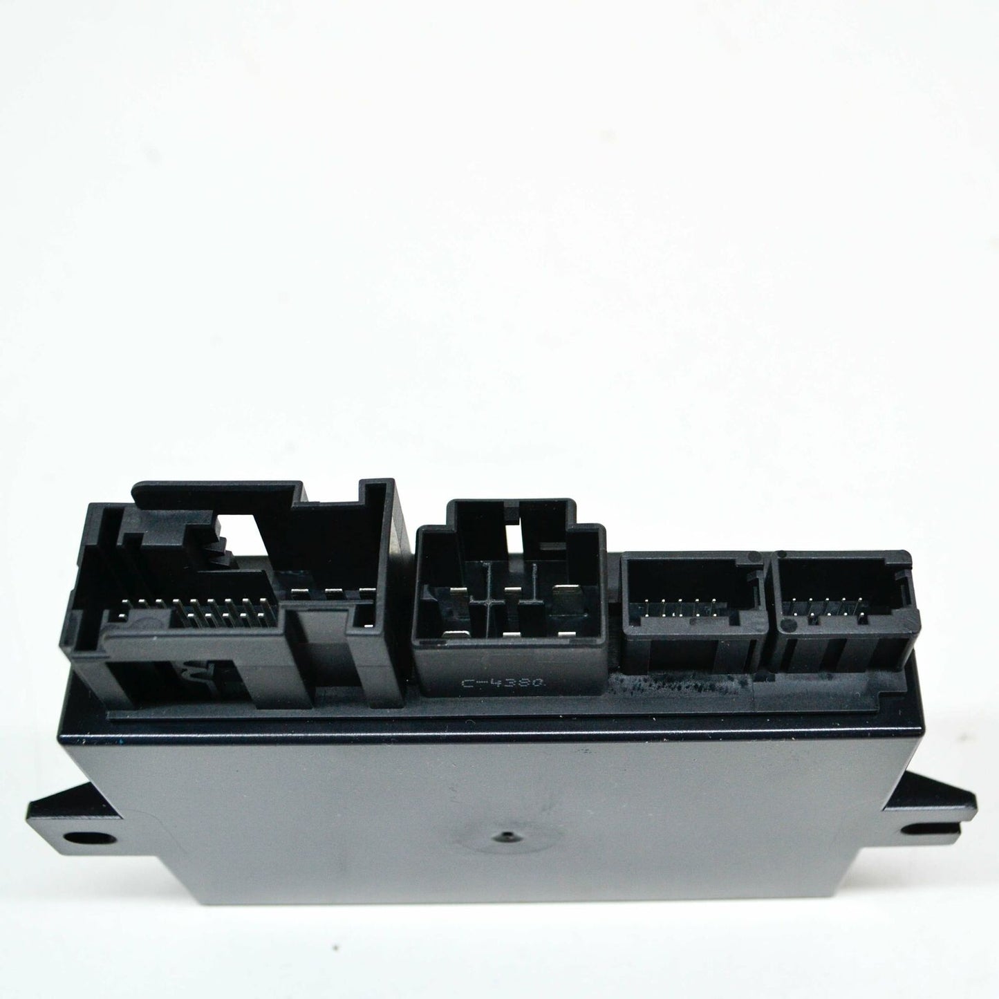 NEW MERCEDES-BENZ C W205 TOW HOOK CONTROL UNIT A2059006828 ORIGINAL