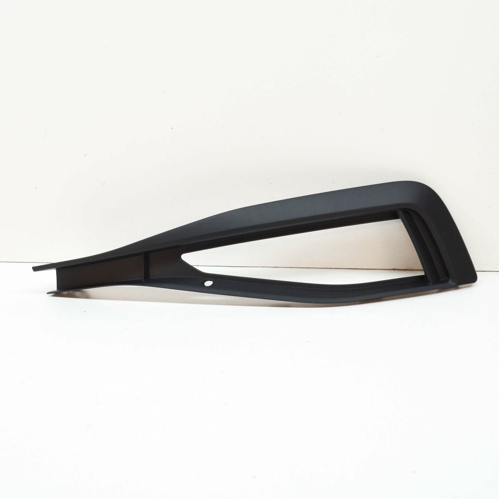 NEW VOLKSWAGEN PASSAT B8 FRONT BUMPER LEFT AIR VENT GRILLE 3G0853665K9B9