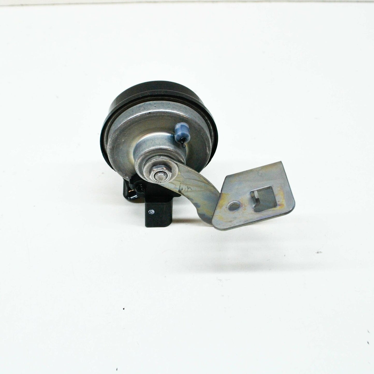 NEW MERCEDES-BENZ C W205 AMG FRONT RIGHT SIDE FANFARE HORN A2315420020 ORIGINAL