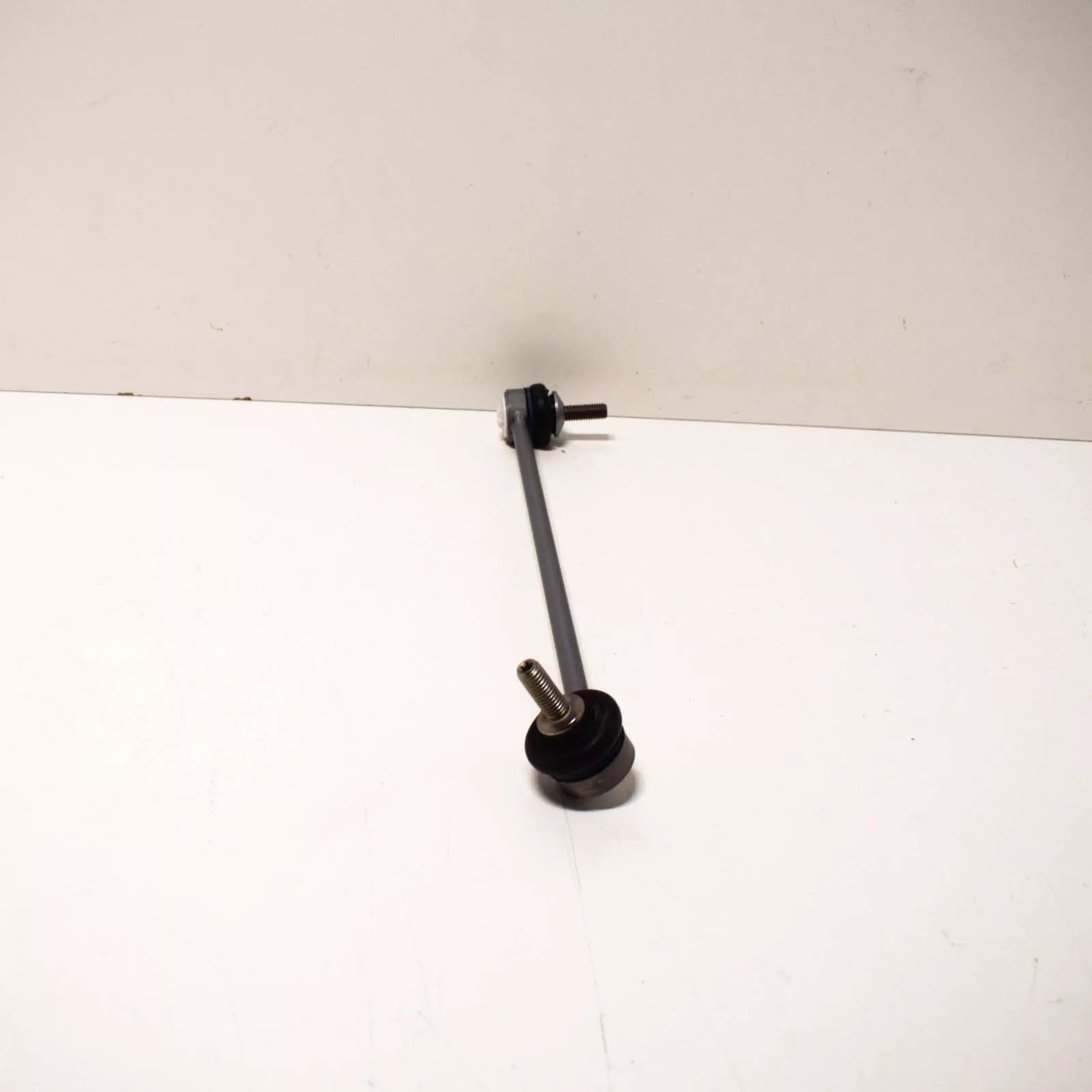 NEW BMW M4 F82 FRONT SWAY BAR STABILIZER RIGHT TIE ROD 31302284644 2016 ORIGINAL