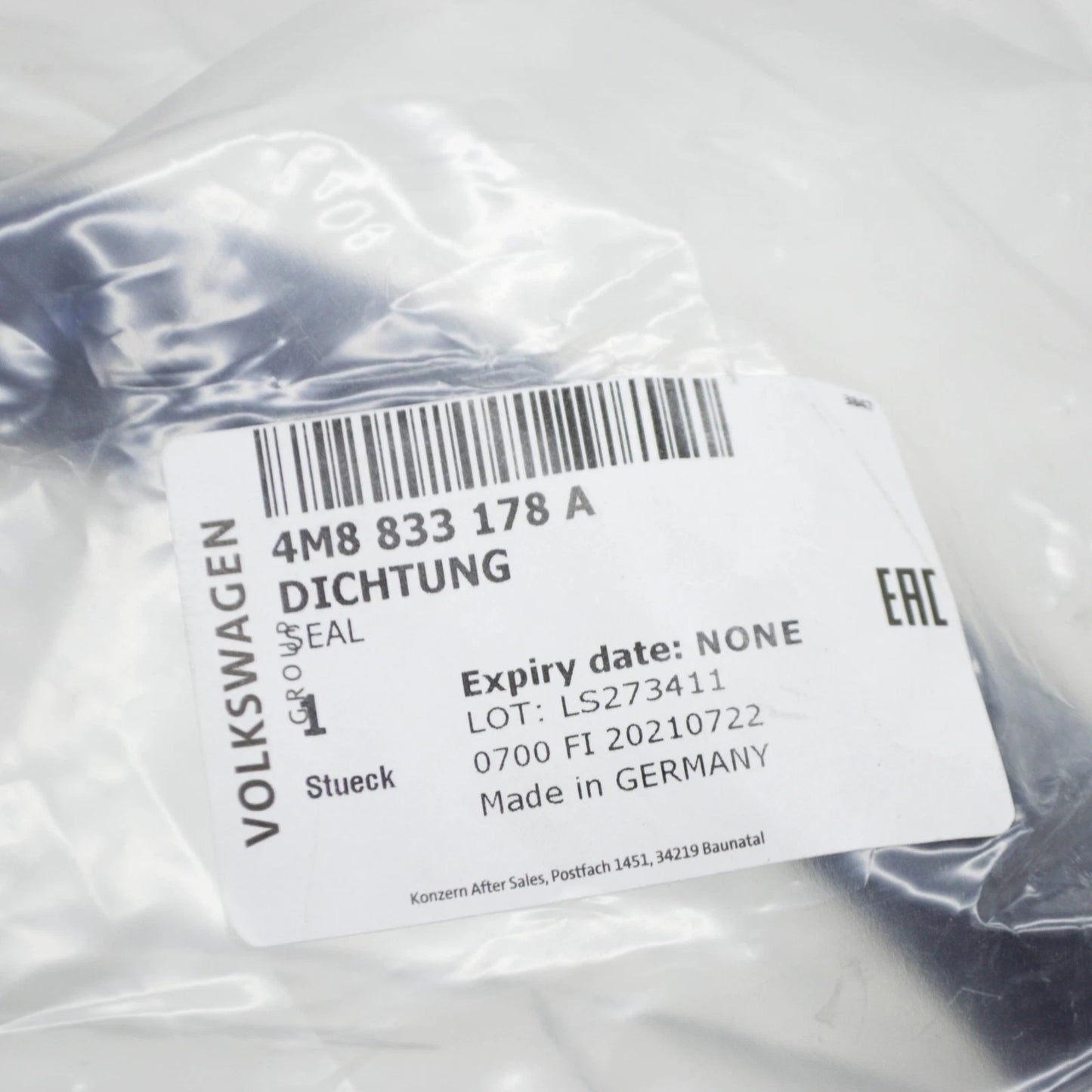 NEW AUDI Q8 4MN REAR RIGHT SEAL PANEL STRIP SEAL 4M8833178A ORIGINAL