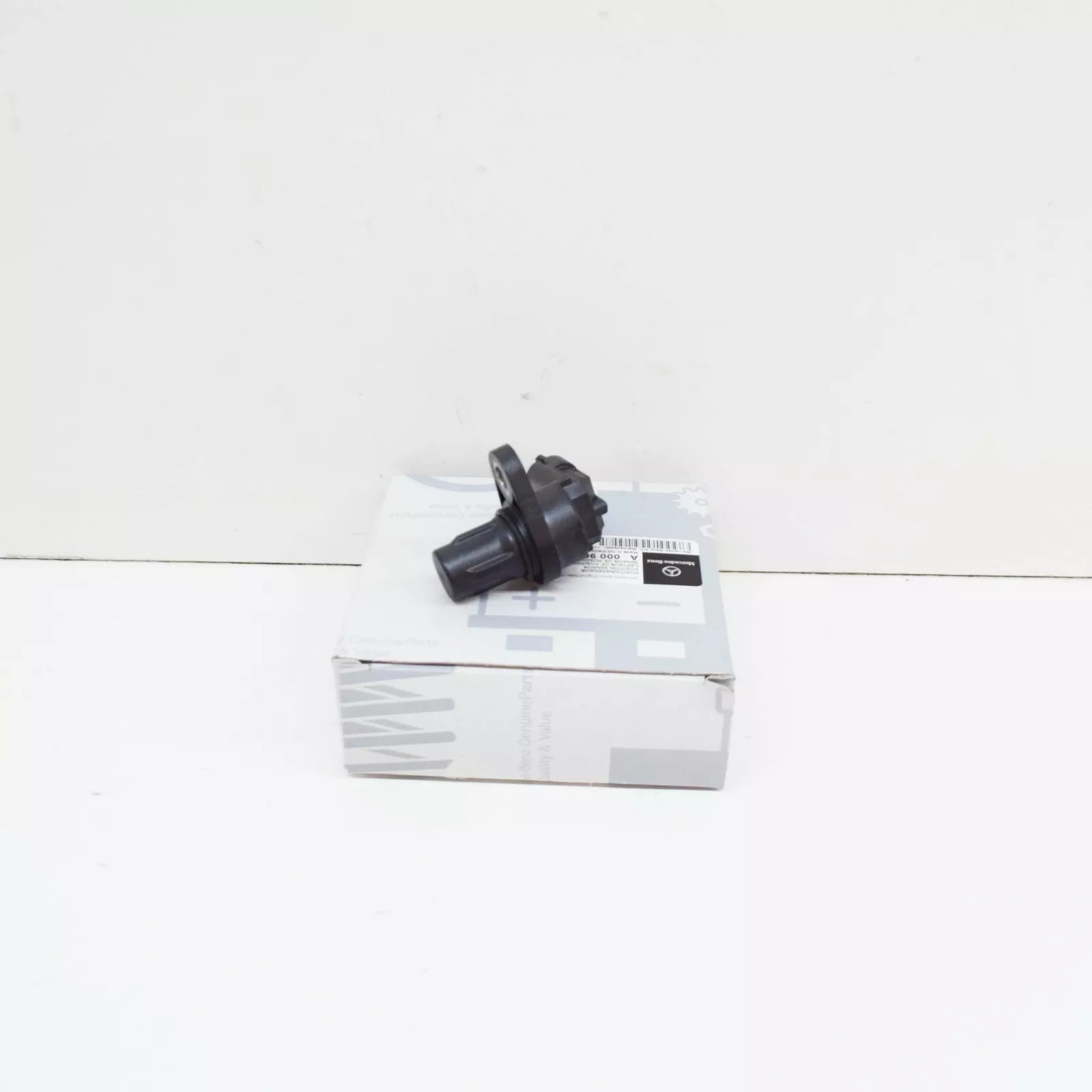NEW MERCEDES-BENZ C W204 INLET LEFT CAMSHAFT POSITION SENSOR A0009050243