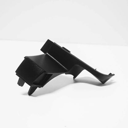 NEW BMW X5 E70 RIGHT DOOR MIRROR LOWER COVER TRIM 51167180730