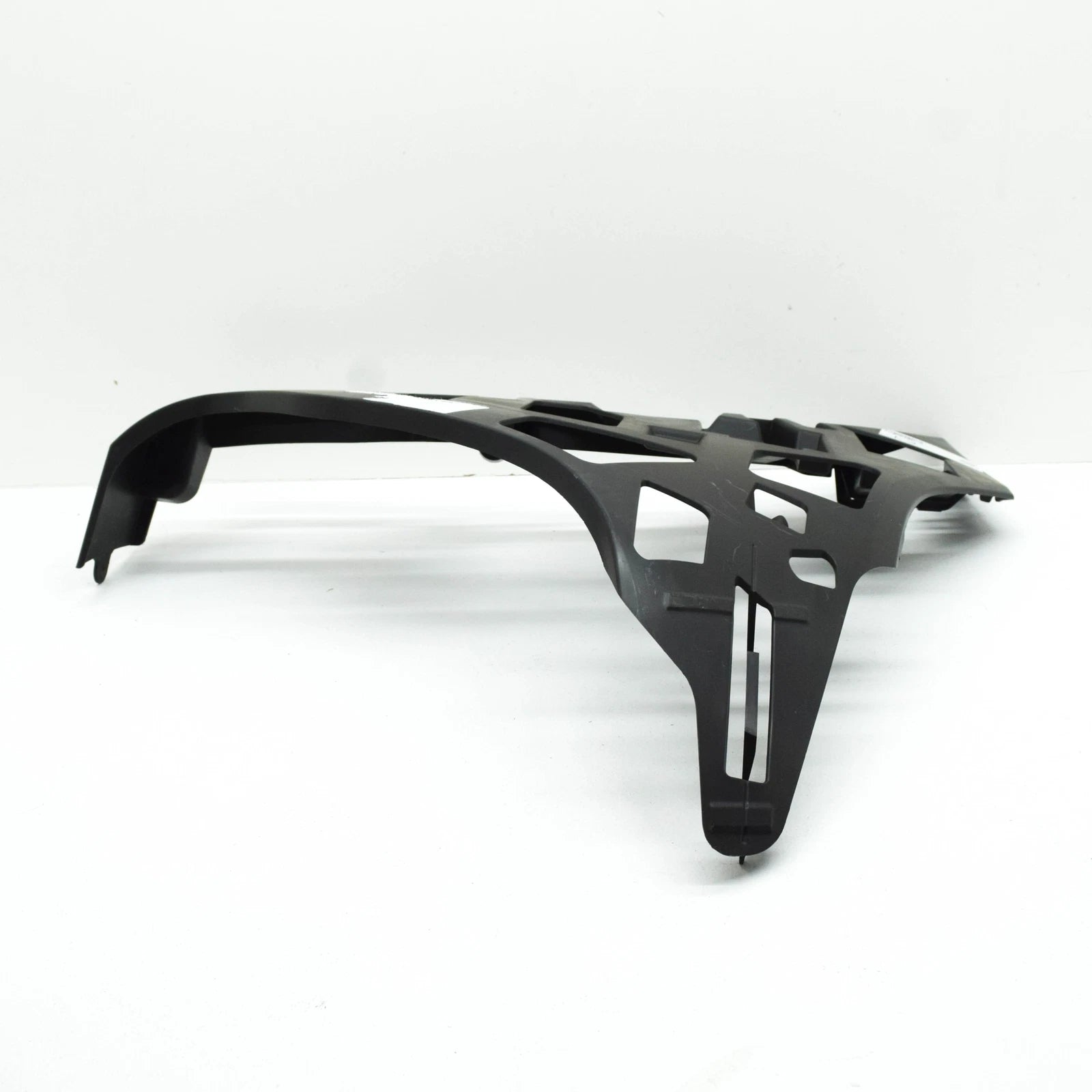 NEW MERCEDES-BENZ S W222 FRONT RIGHT BUMPER BRACKET A2228859000 ORIGINAL