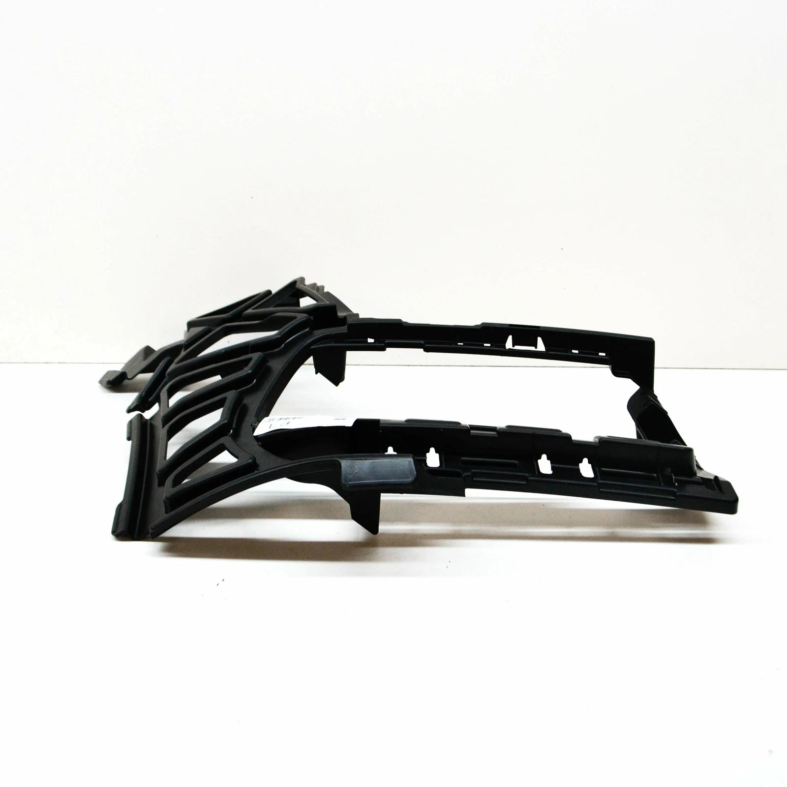 NEW VOLKSWAGEN TOURAN 5T FRONT RIGHT BUMPER BRACKET 5TA807724
