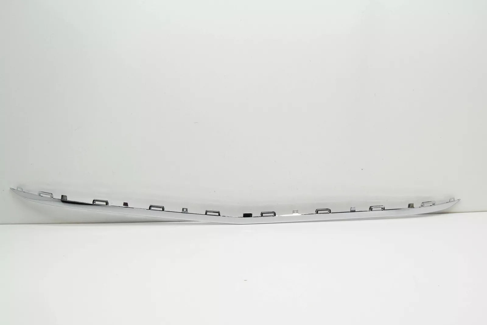 NEW MERCEDES-BENZ B W246 FRONT BUMPER BOTTOM TRIM STRIP A2468852321 ORIGINAL