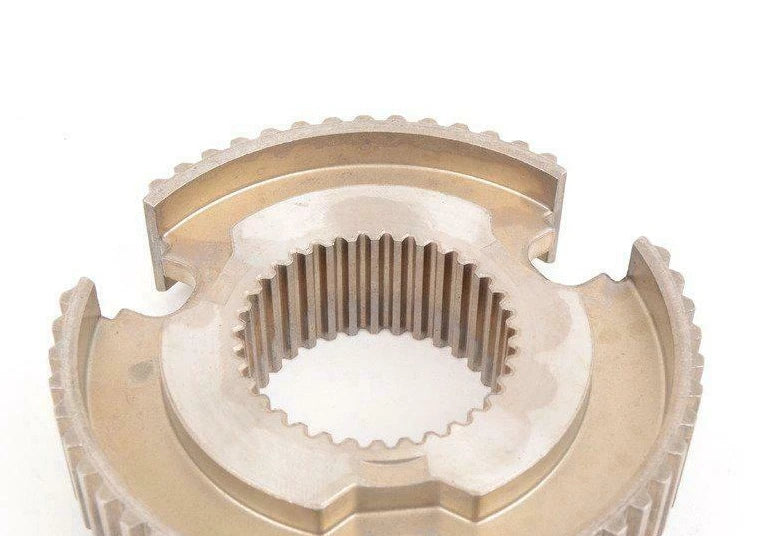 NEW AUDI A4 B7 GEARBOX SYNCHRONIZING HUB 5TH/6TH GEAR 0A2311764A ORIGINAL