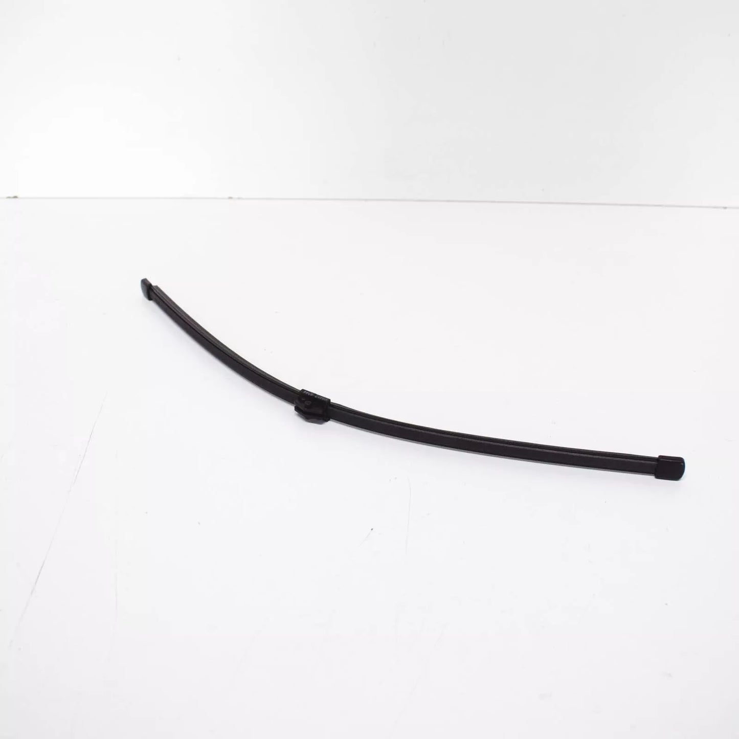 NEW AUDI Q3 8U REAR WIPER BLADE 8K9955425 ORIGINAL