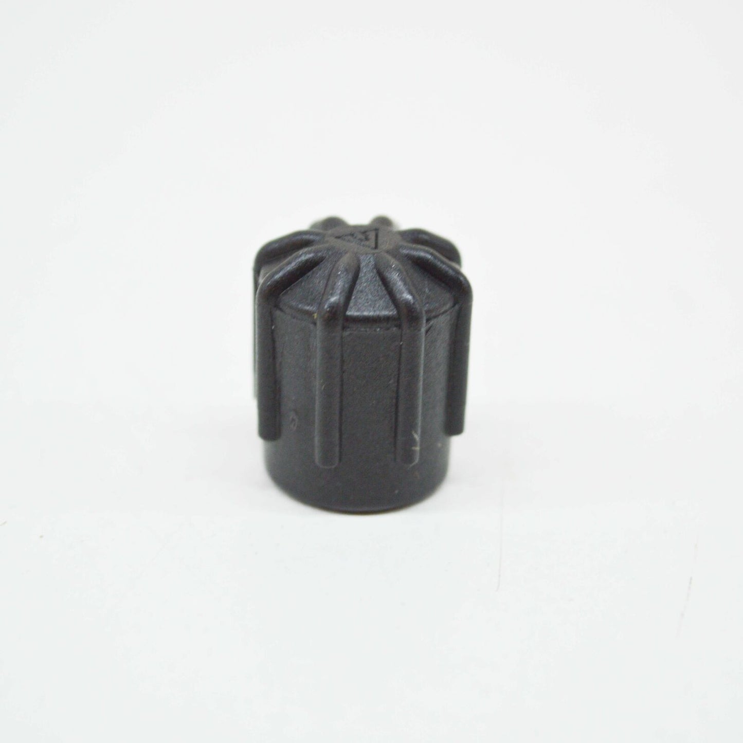 NEW MERCEDES-BENZ E W210 A/C VALVE CAP A1409880135 ORIGINAL