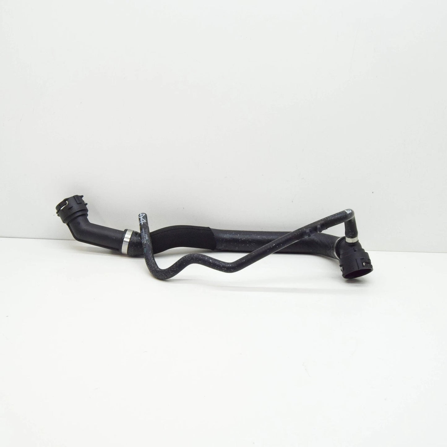 NEW AUDI A1 SPORTBACK GB WATER COOLANT HOSE 2Q0122101BF ORIGINAL