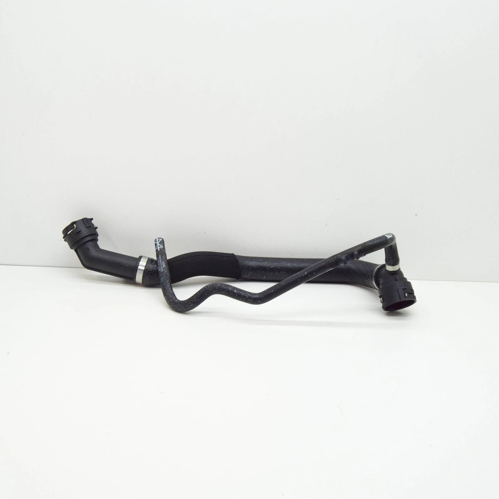 NEW AUDI A1 SPORTBACK GB WATER COOLANT HOSE 2Q0122101BF ORIGINAL