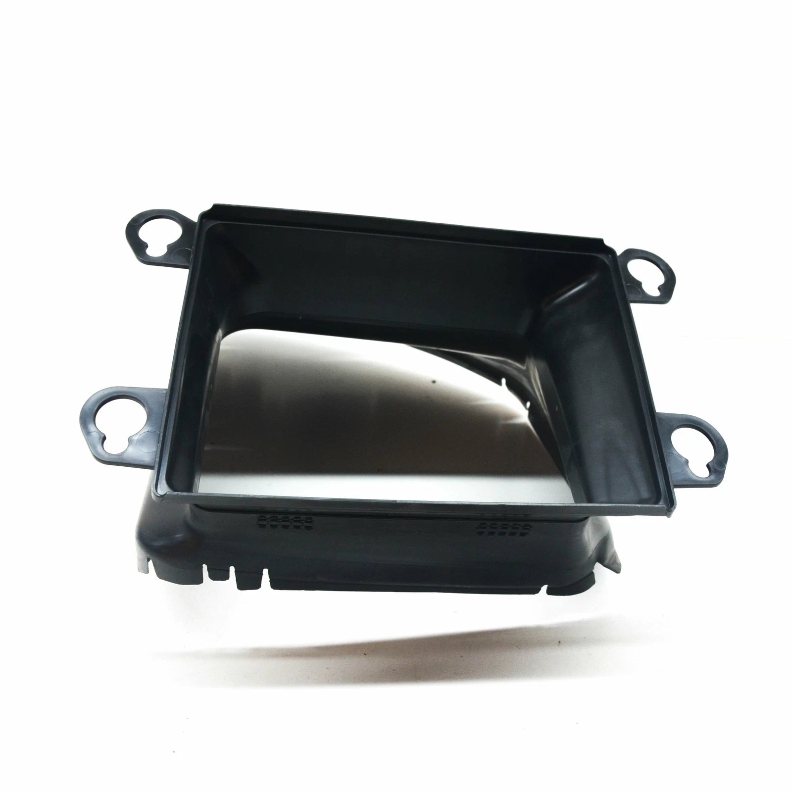 NEW AUDI Q7 4M RIGHT OUTER AIR GUIDE DUCT 4M0121334L