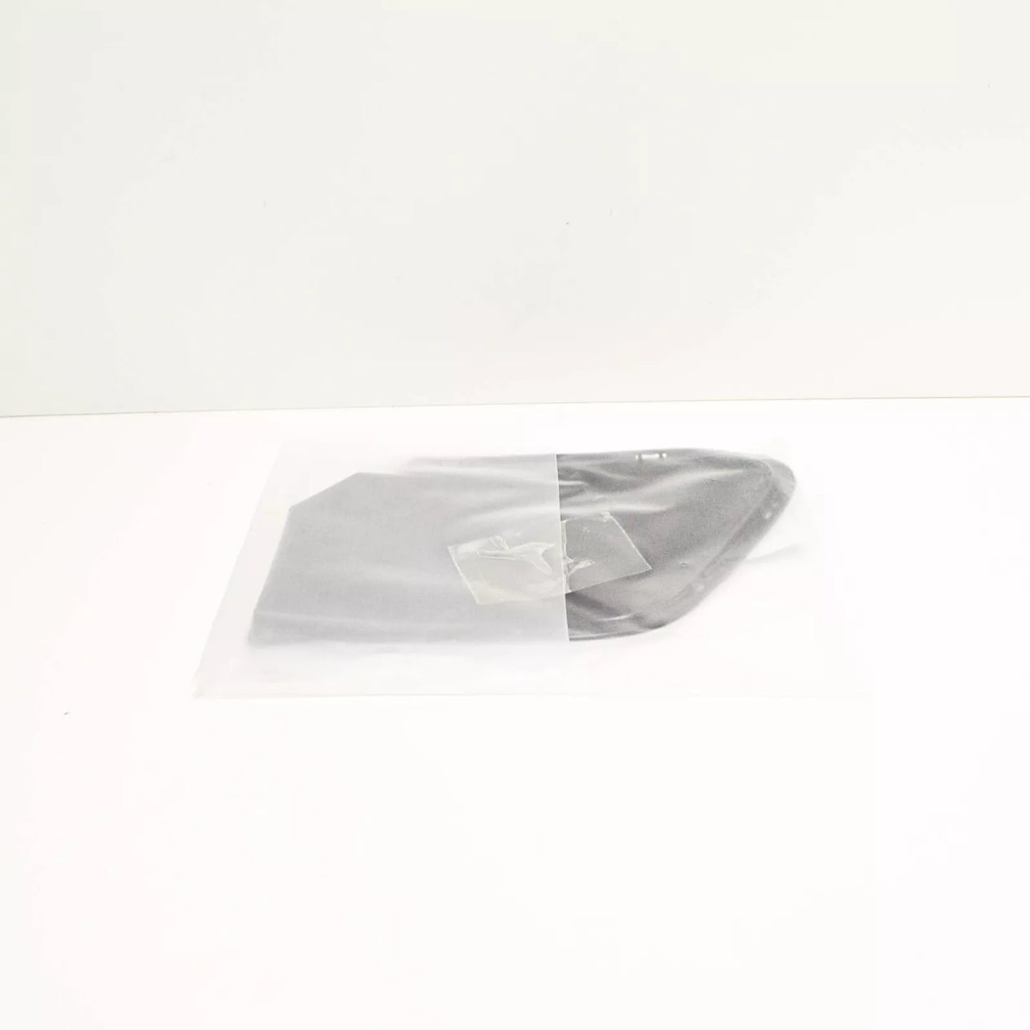 NEW BMW X1 F48 FRONT BUMPER LEFT GRILLE COVER 51117374203 ORIGINAL