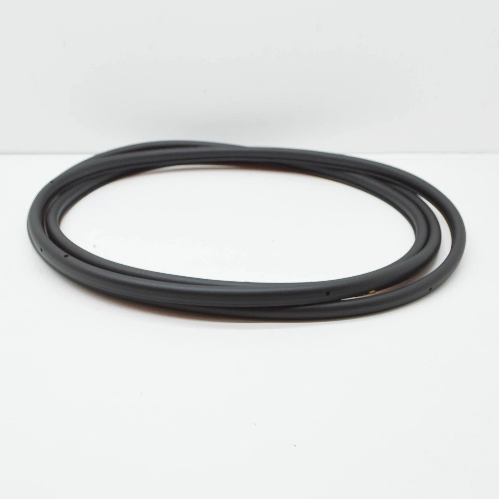 NEW AUDI Q5 FRONT LEFT DOOR RUBBER SEAL 8R 8R0837911L 2013