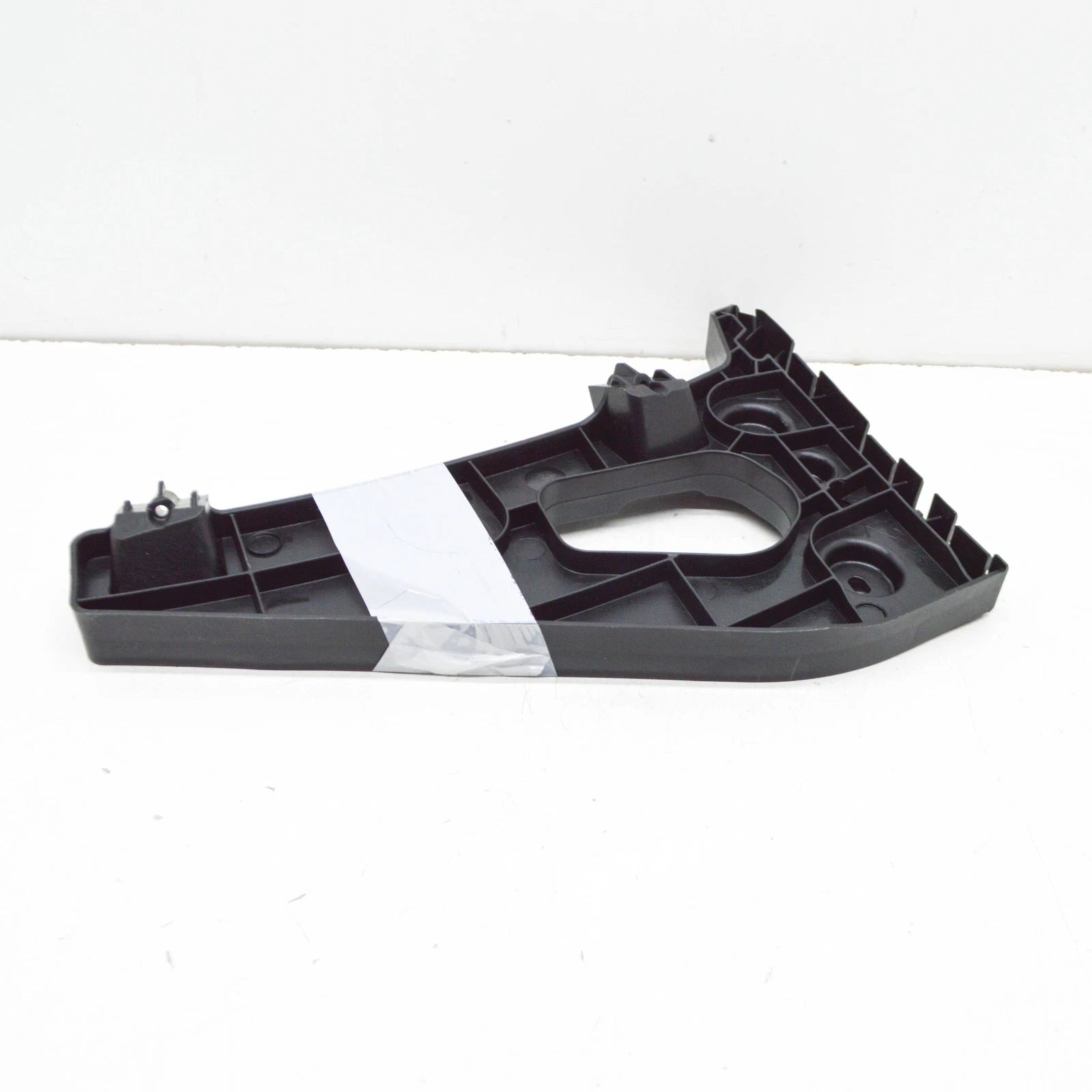 NEW AUDI A1 MK1 REAR LEFT BUMPER BRACKET 8XA807377A ORIGINAL