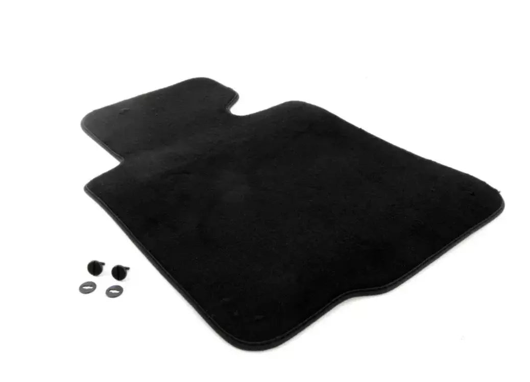 NEW BMW 3 CABRIO E46 FRONT RIGHT FLOOR MAT LHD 7007843 51477007843 ORIGINAL