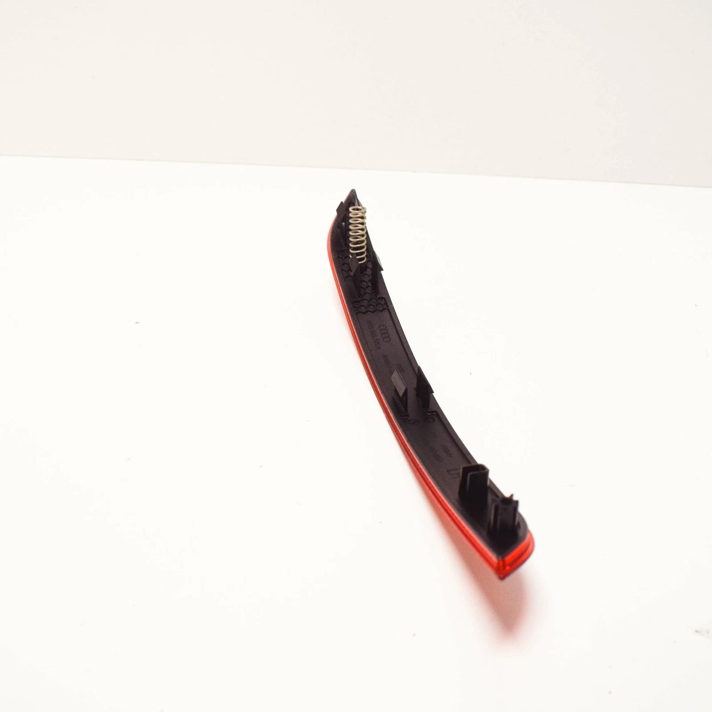 NEW AUDI A4 AVANT B9 REAR BUMPER LEFT REFLECTOR 8W9945105A ORIGINAL