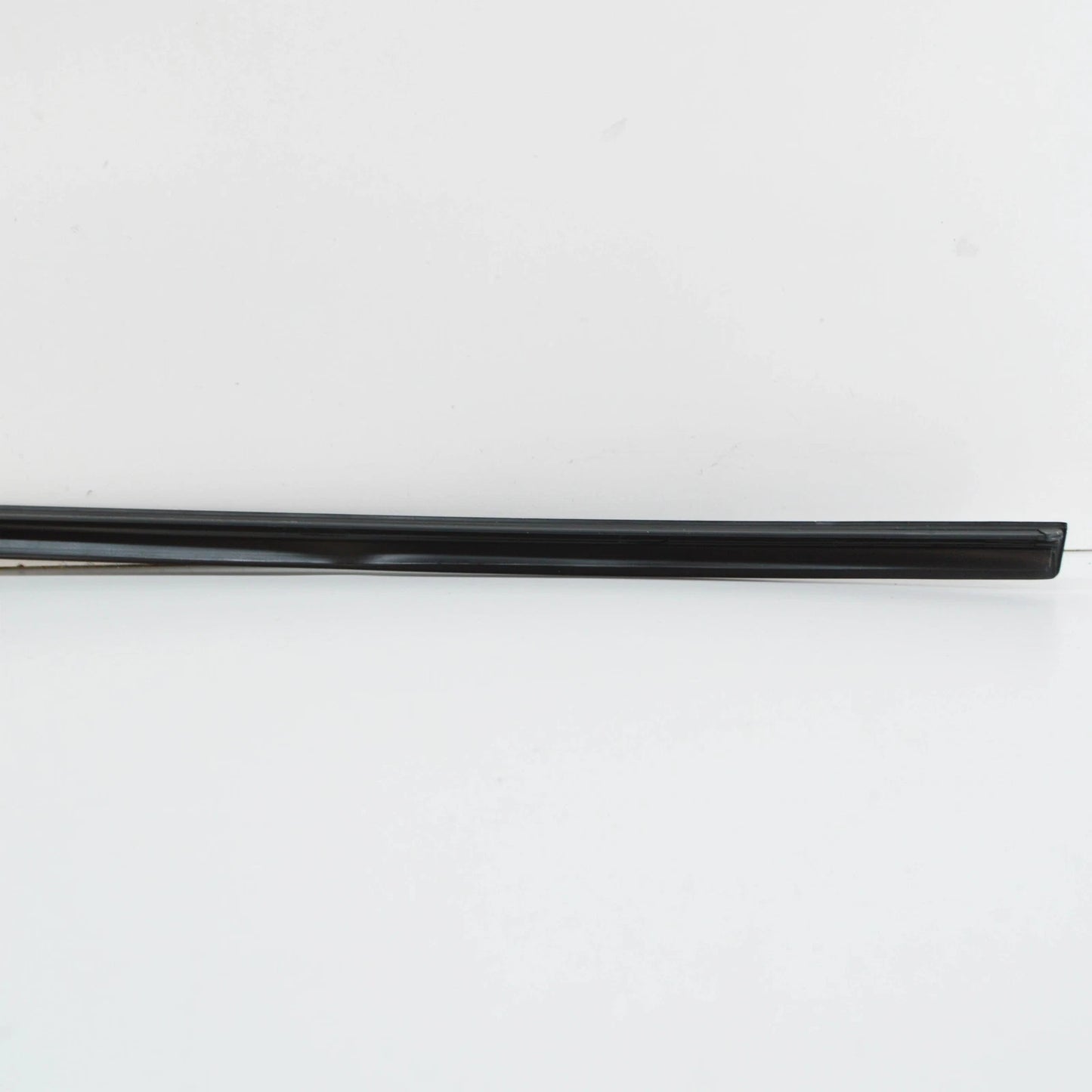 NEW VW TOUAREG 7L FRONT LEFT WINDSHIELD MOLDING 7L68543279B9 ORIGINAL