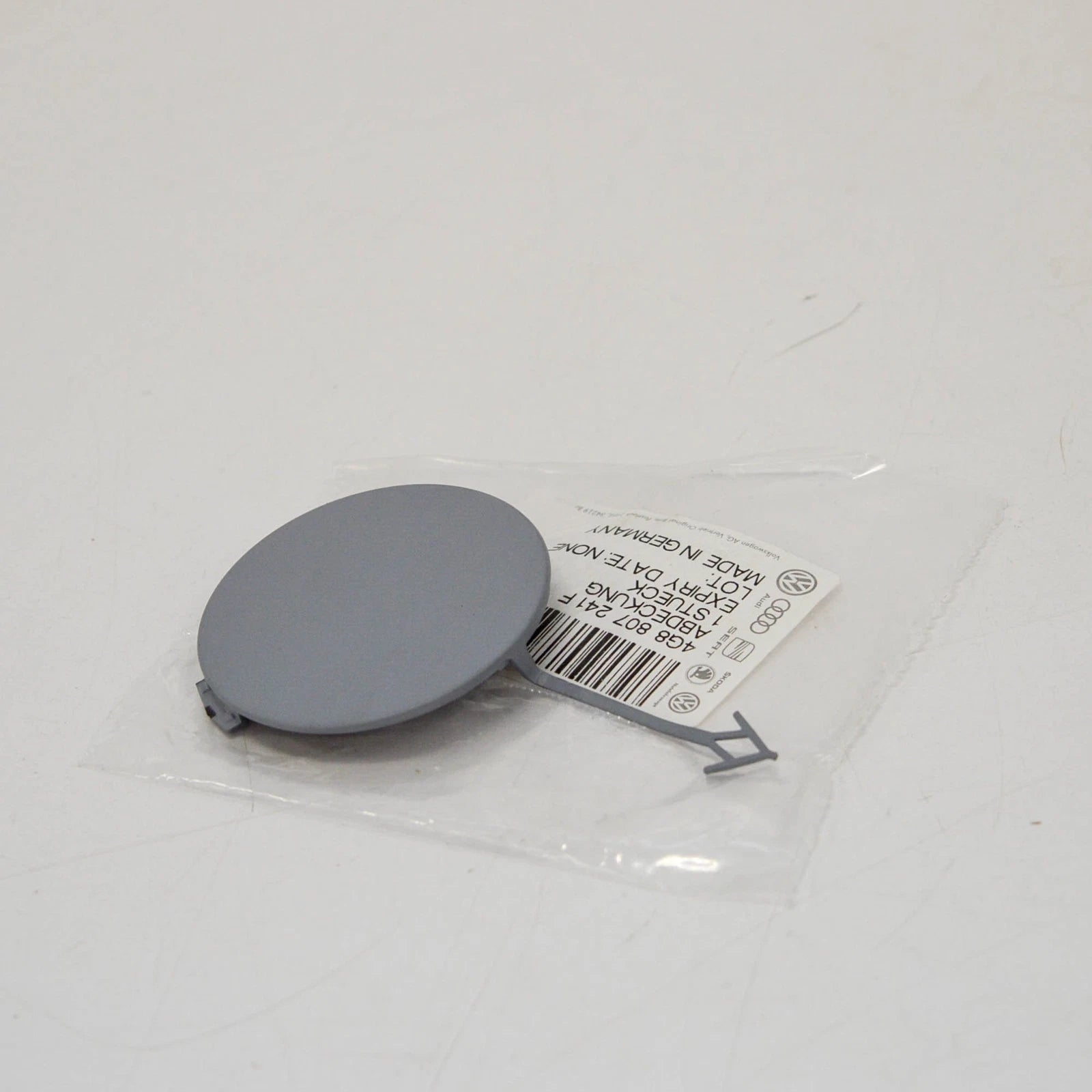 NEW AUDI A7 SPORTBACK 4GA FRONT BUMPER TOW HOOK EYE COVER 4G8807241FGRU ORIGINAL