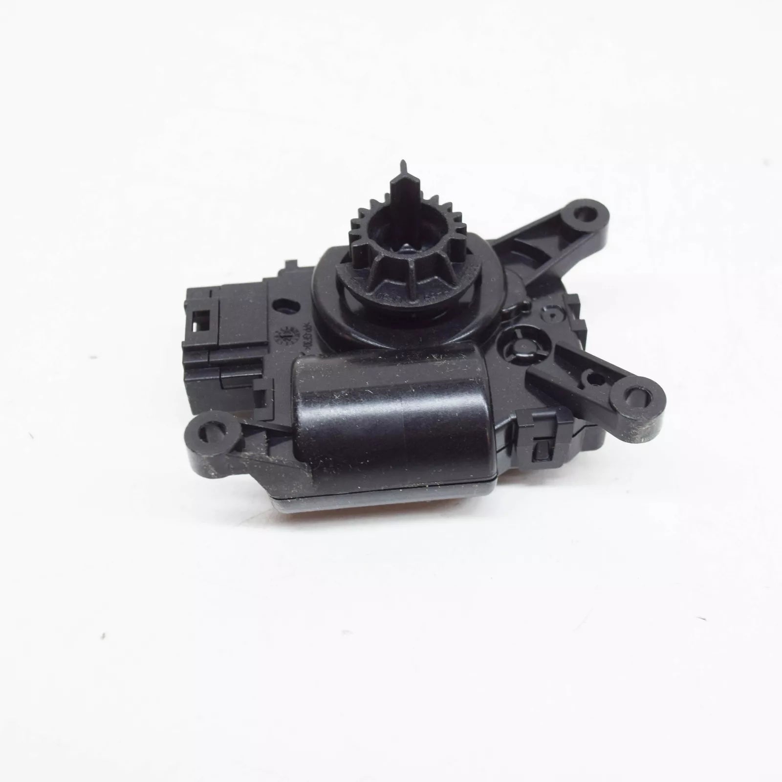 NEW AUDI A3 8PA LEFT HEATER FLAPER MOTOR ACTUATOR 5WA898511