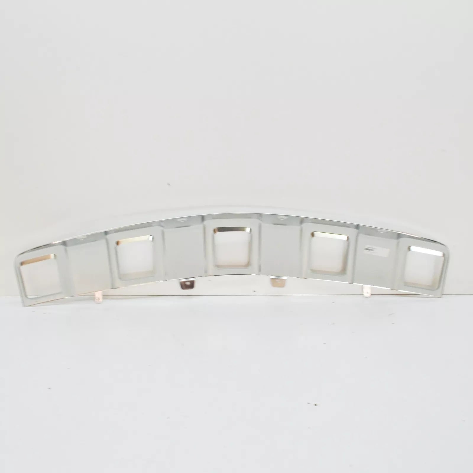 NEW MERCEDES-BENZ ML W164 FRONT BUMPER BOTTOM CENTER COVER A1648850022 ORIGINAL