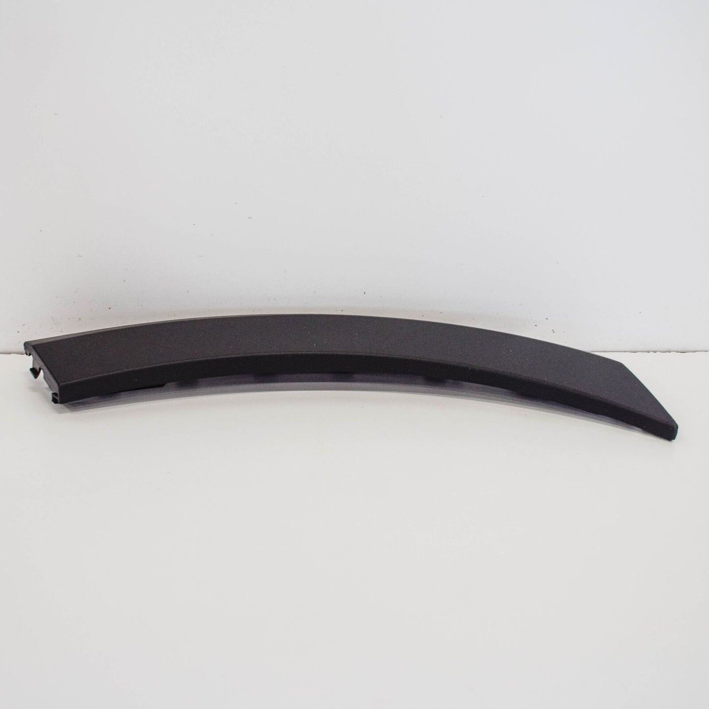 NEW VOLKSWAGEN GOLF MK7 5G FRONT LEFT FENDER MOLDING 5G0807257A9B9 ORIGINAL