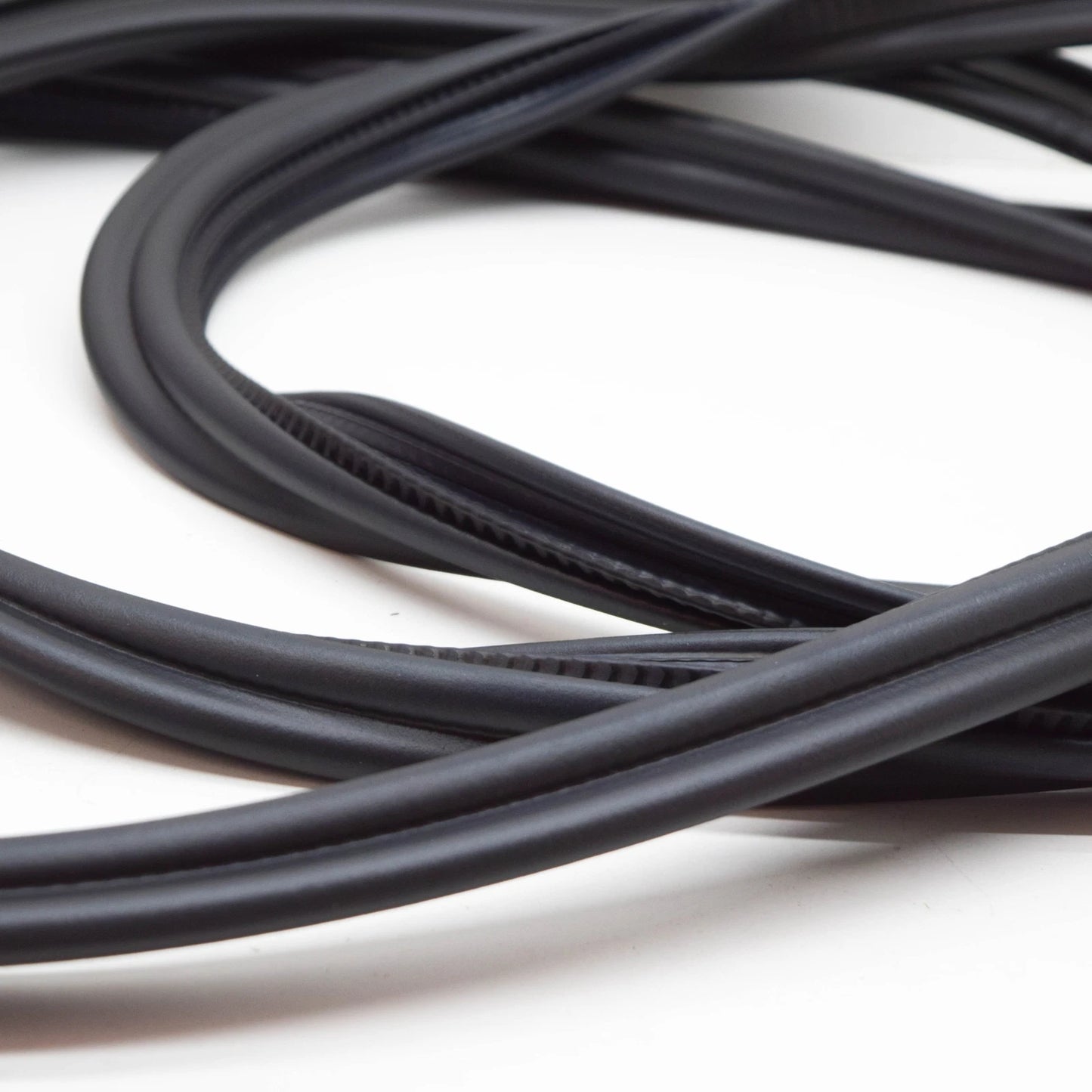 NEW AUDI Q5 8R REAR HATCH SEAL RUBBER 8R0827705E ORIGINAL