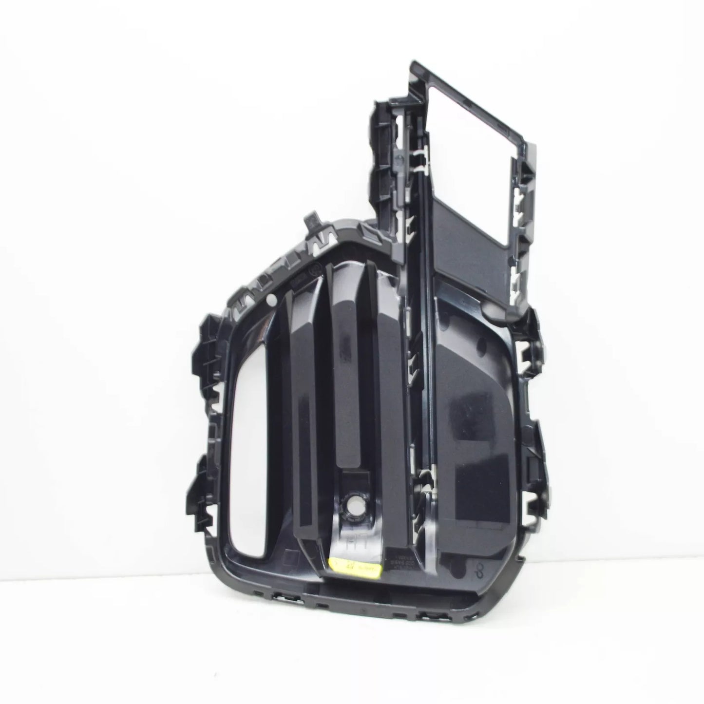 NEW BMW X5 G05 FRONT BUMPER LEFT CLOSED GRILLE 51115A1E043 ORIGINAL