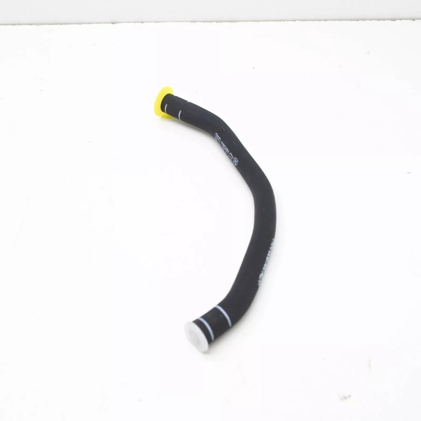 NEW VOLKSWAGEN JETTA MK3 TURBO BREATHER PIPE 06F133781P